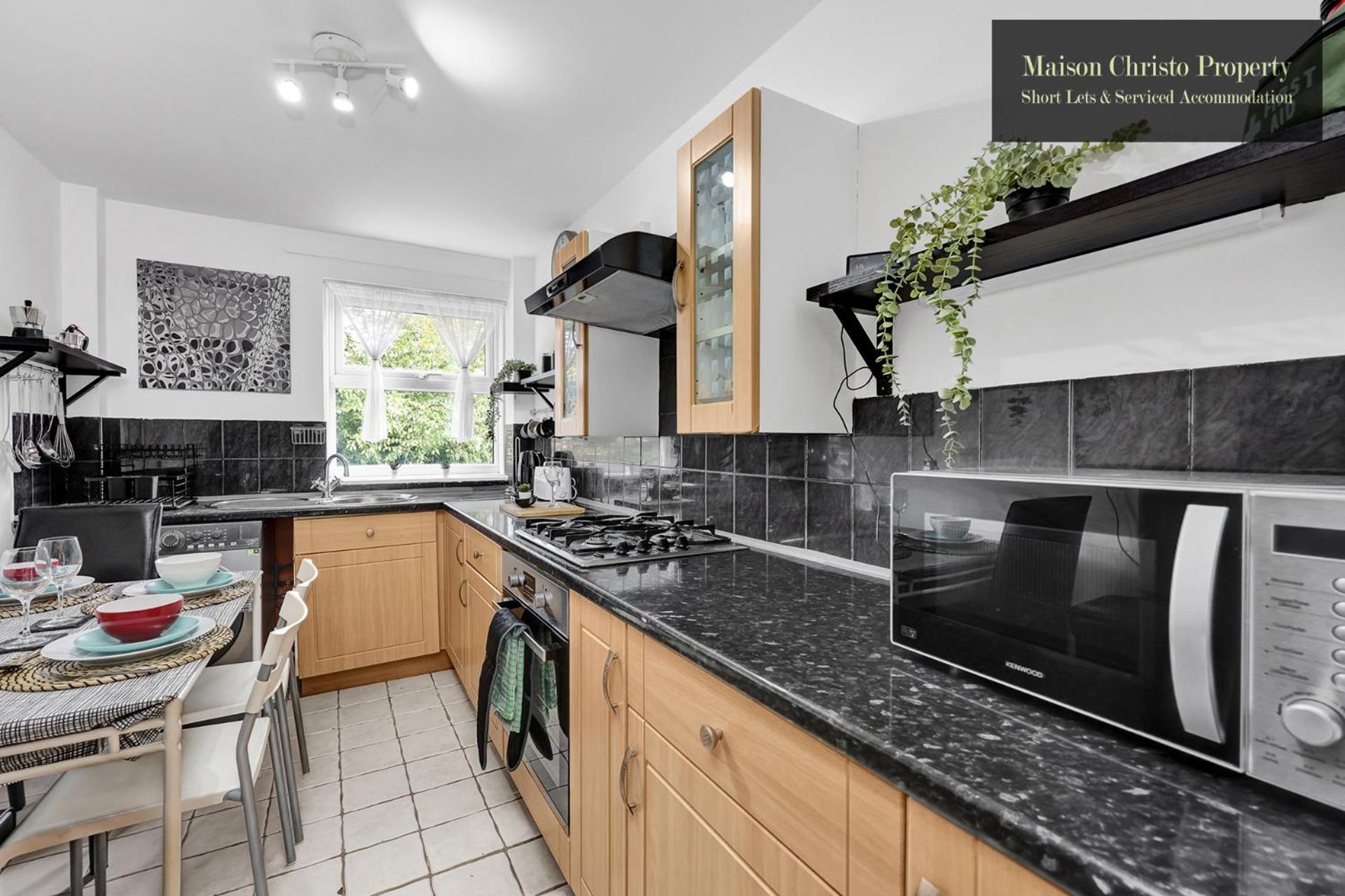 Weekly Or Monthly Stays, London, Stepney Green, 2bedroom Apt, Sleeps 6, Servcied By Maison Christo Short Lets & Serviced Accomdation Appartement