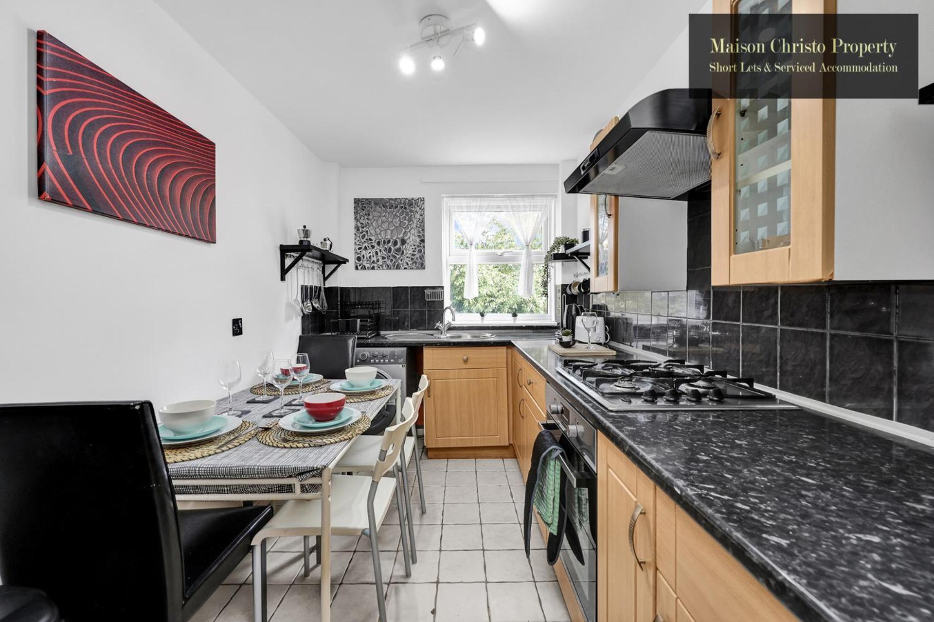 Weekly Or Monthly Stays, London, Stepney Green, 2bedroom Apt, Sleeps 6, Servcied By Maison Christo Short Lets & Serviced Accomdation Appartement *