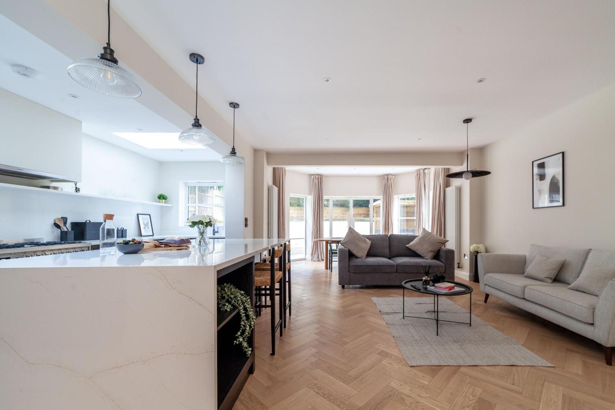 Stunning Available In Luxury House * Londres