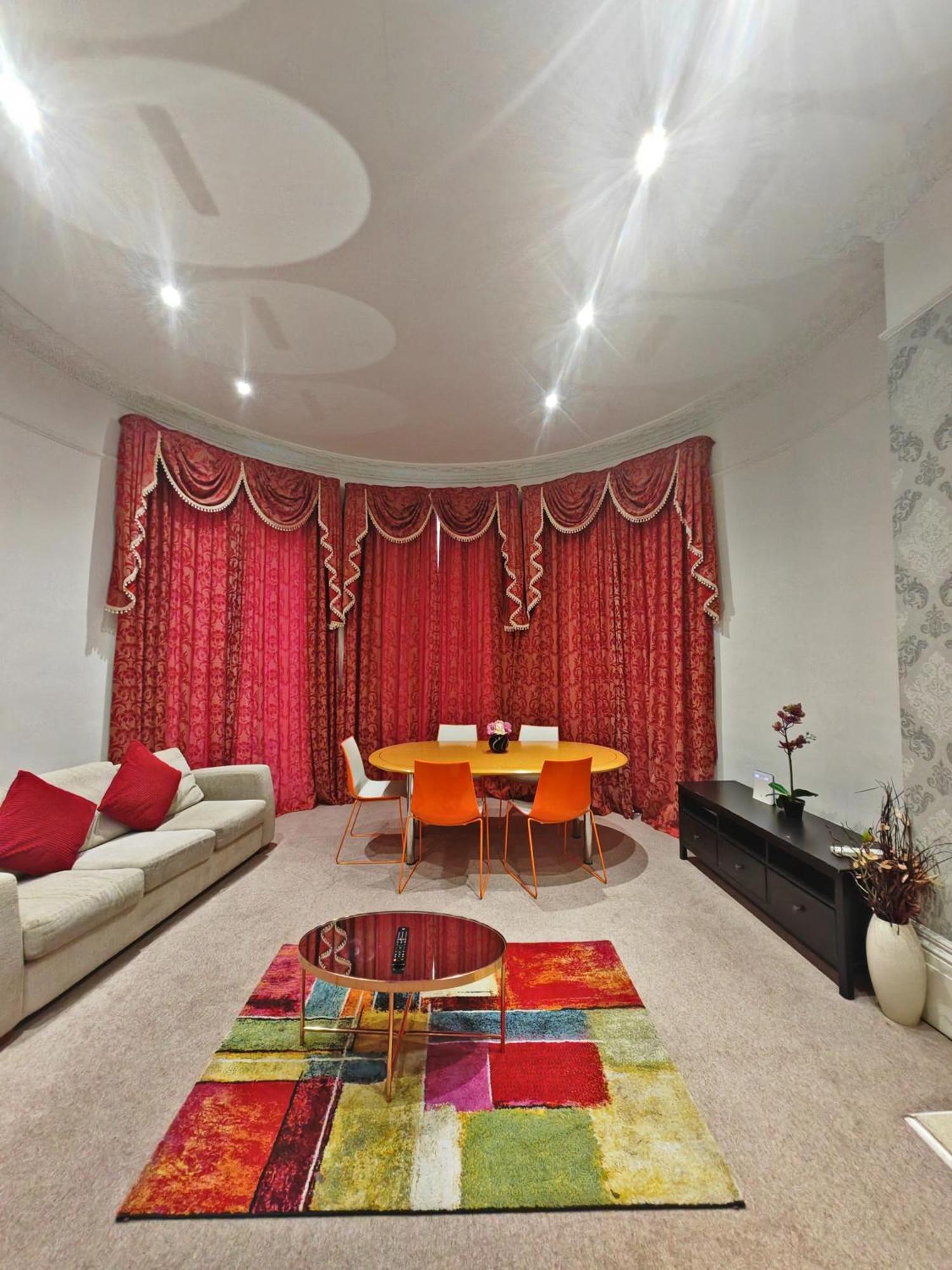 Larger Groups Close To Excel Canarywharf 02 With Parking Apartamento Londres