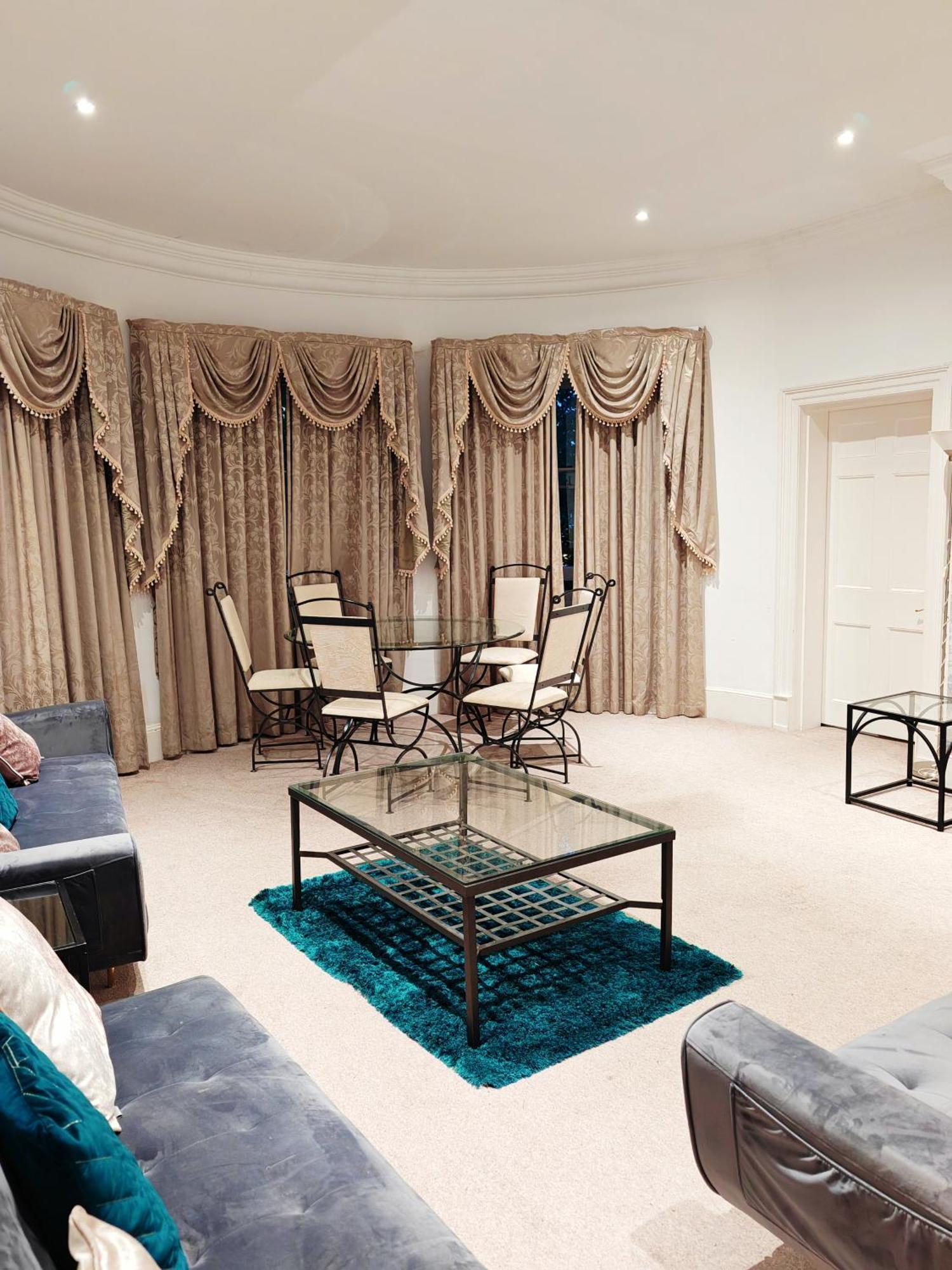 Apartamento Larger Groups Close To Excel Canarywharf 02 With Parking