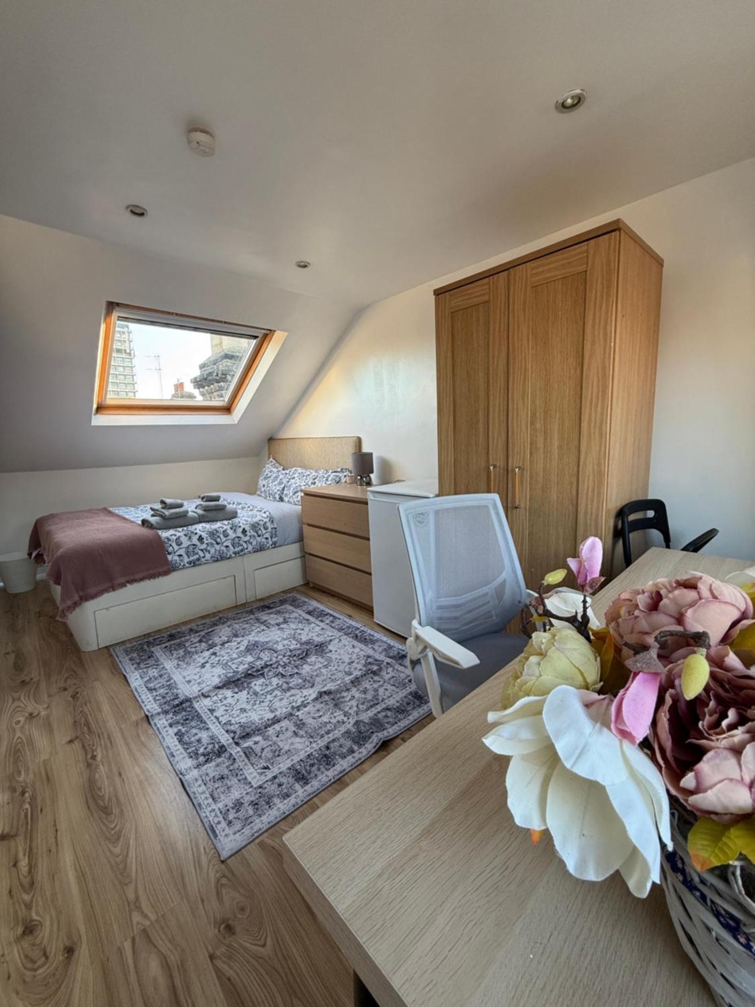 Privatunterkunft Room, View And Great Price In Hammersmith London