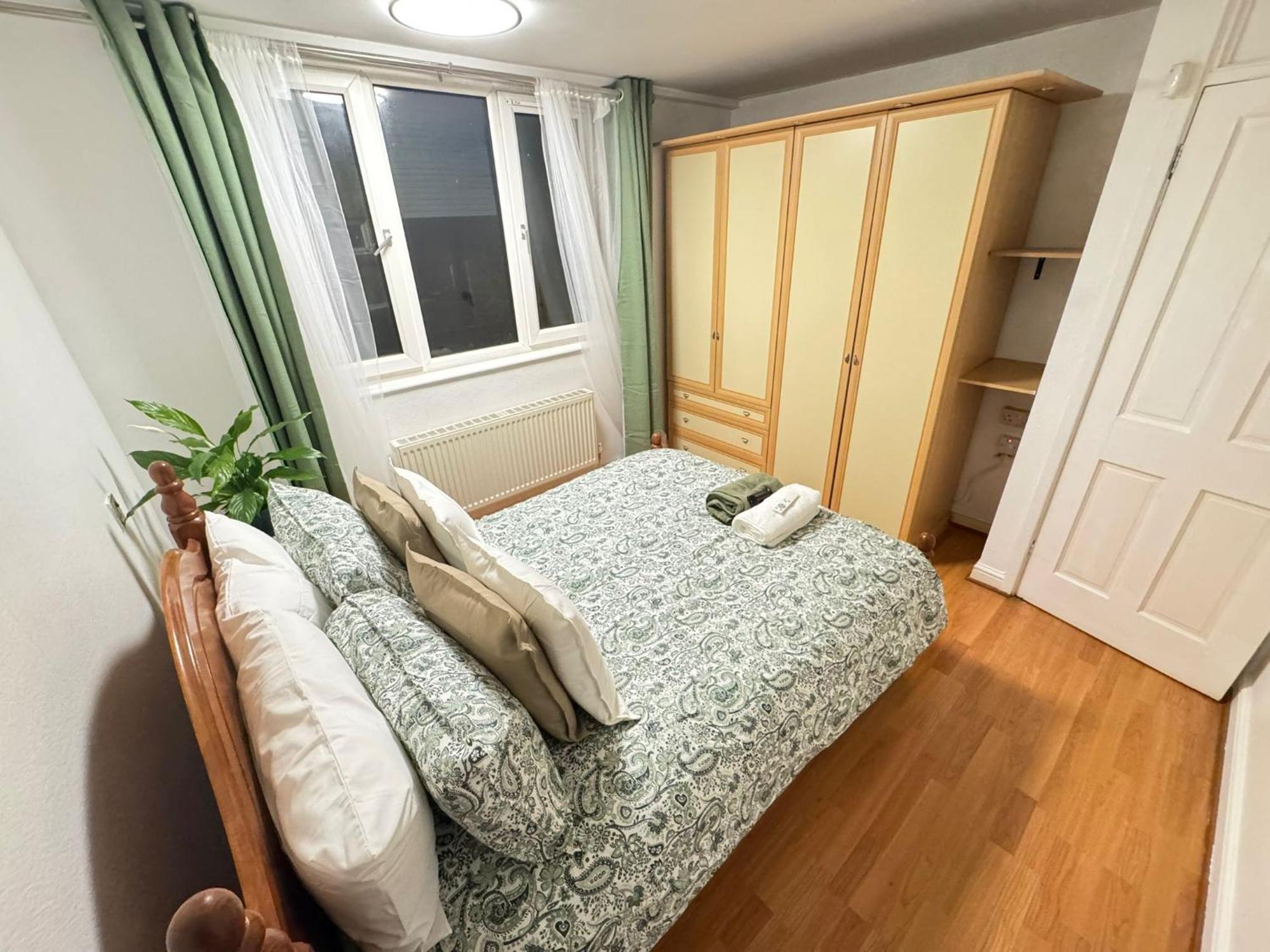 Appartement Tks Modern 1bed Flat, *