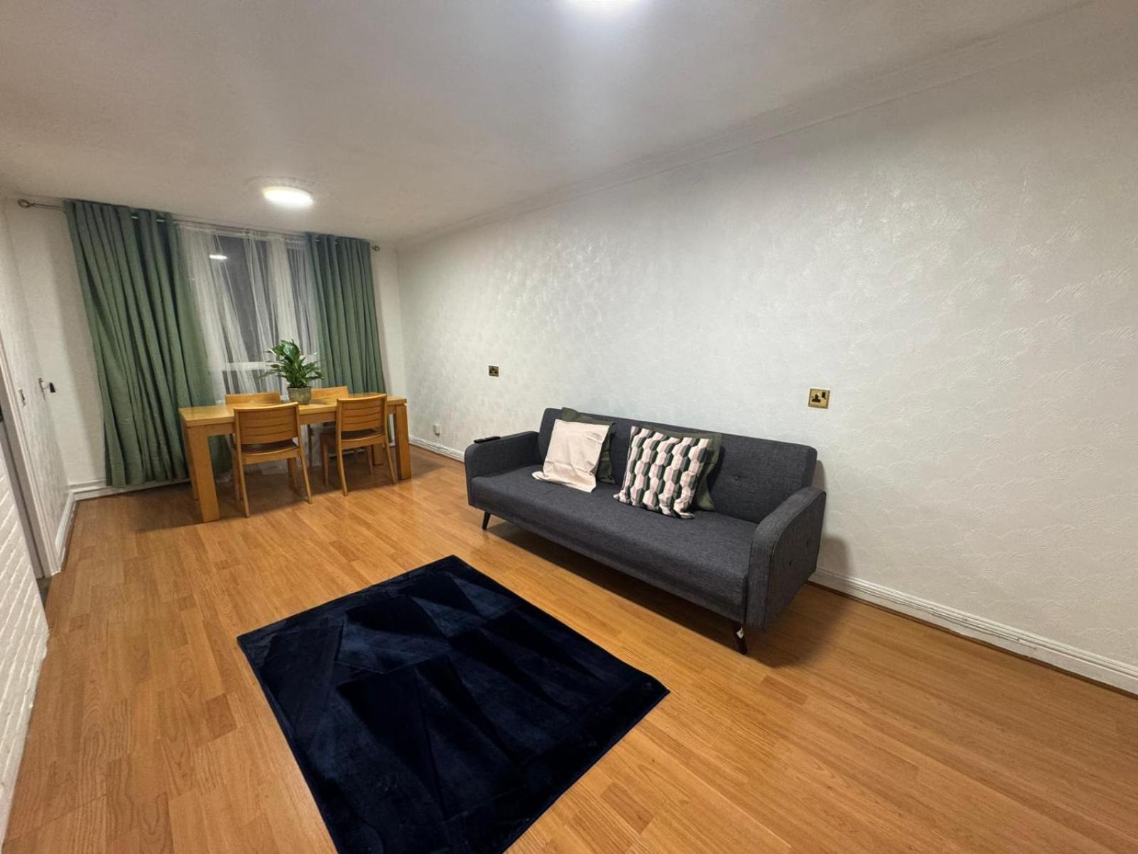Tks Modern 1bed Flat, * Londen