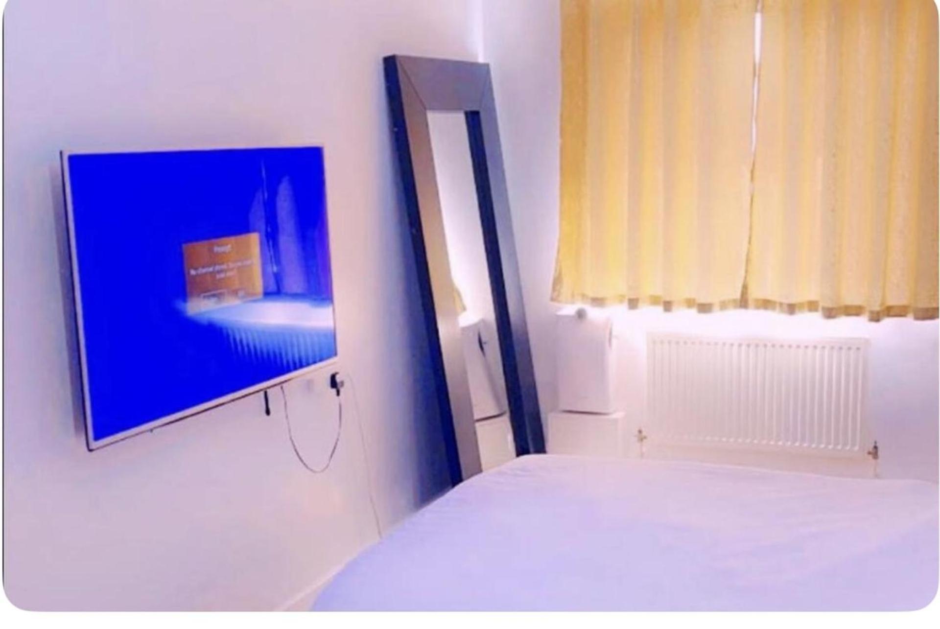 4 Guests - Petok - Parking - 35Min Central London Londres