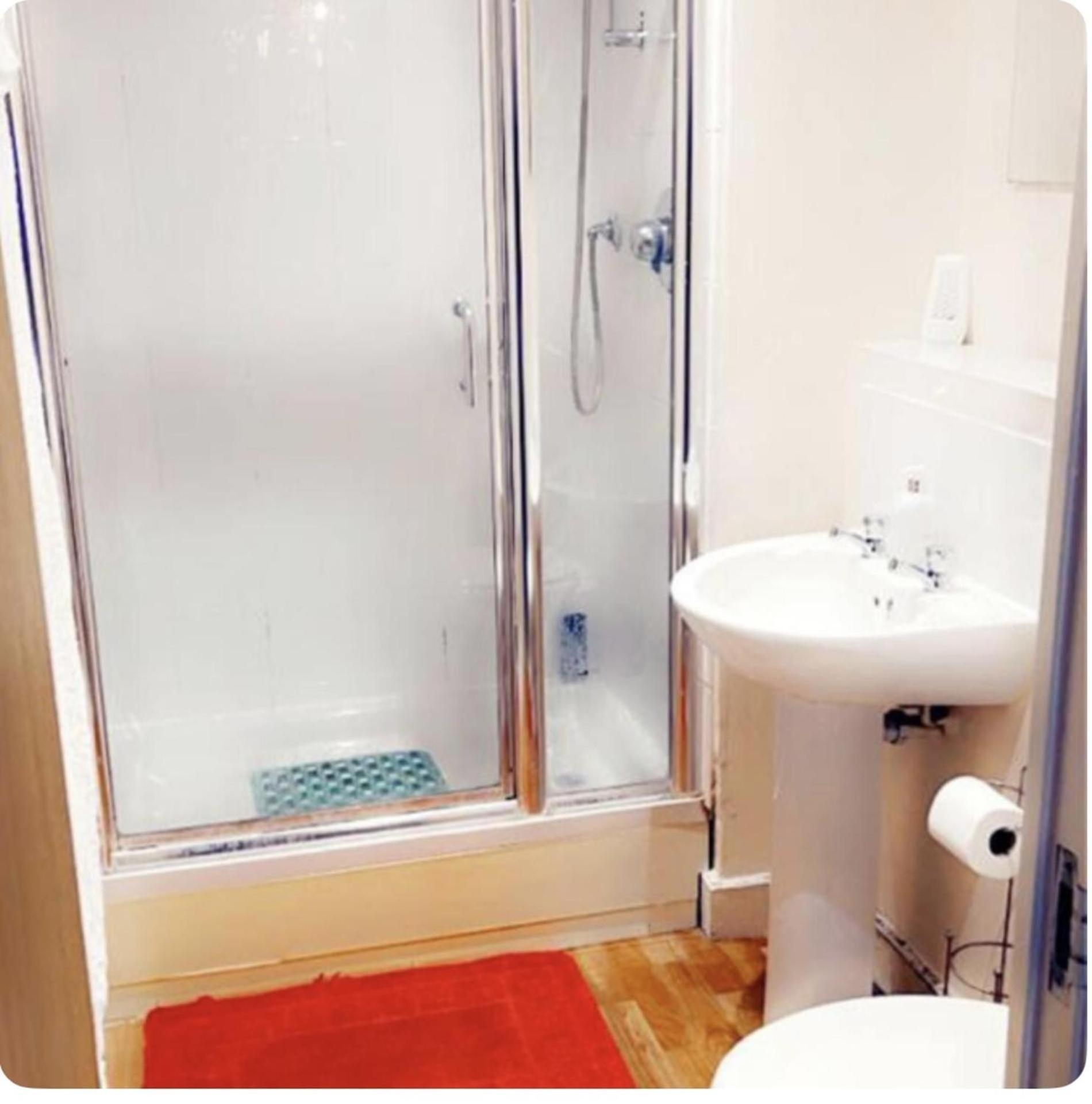 4 Guests - Petok - Parking - 35Min Central London Appartement Londres