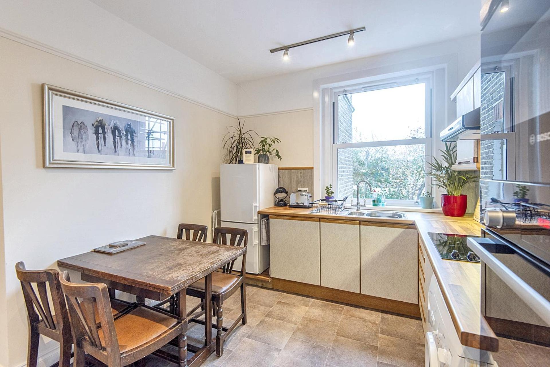 1 Bed Flat In East Dulwich Apartamento