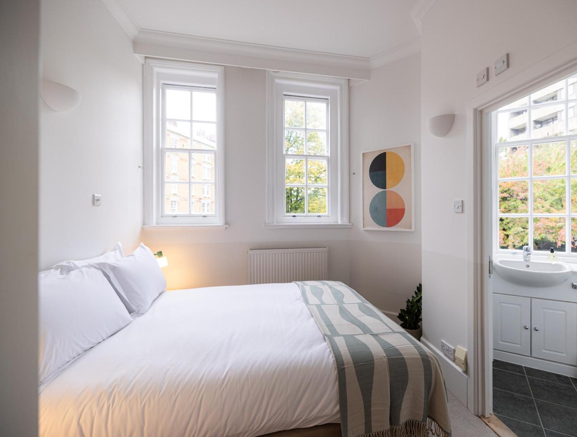The Regency - Serviced Apartment London