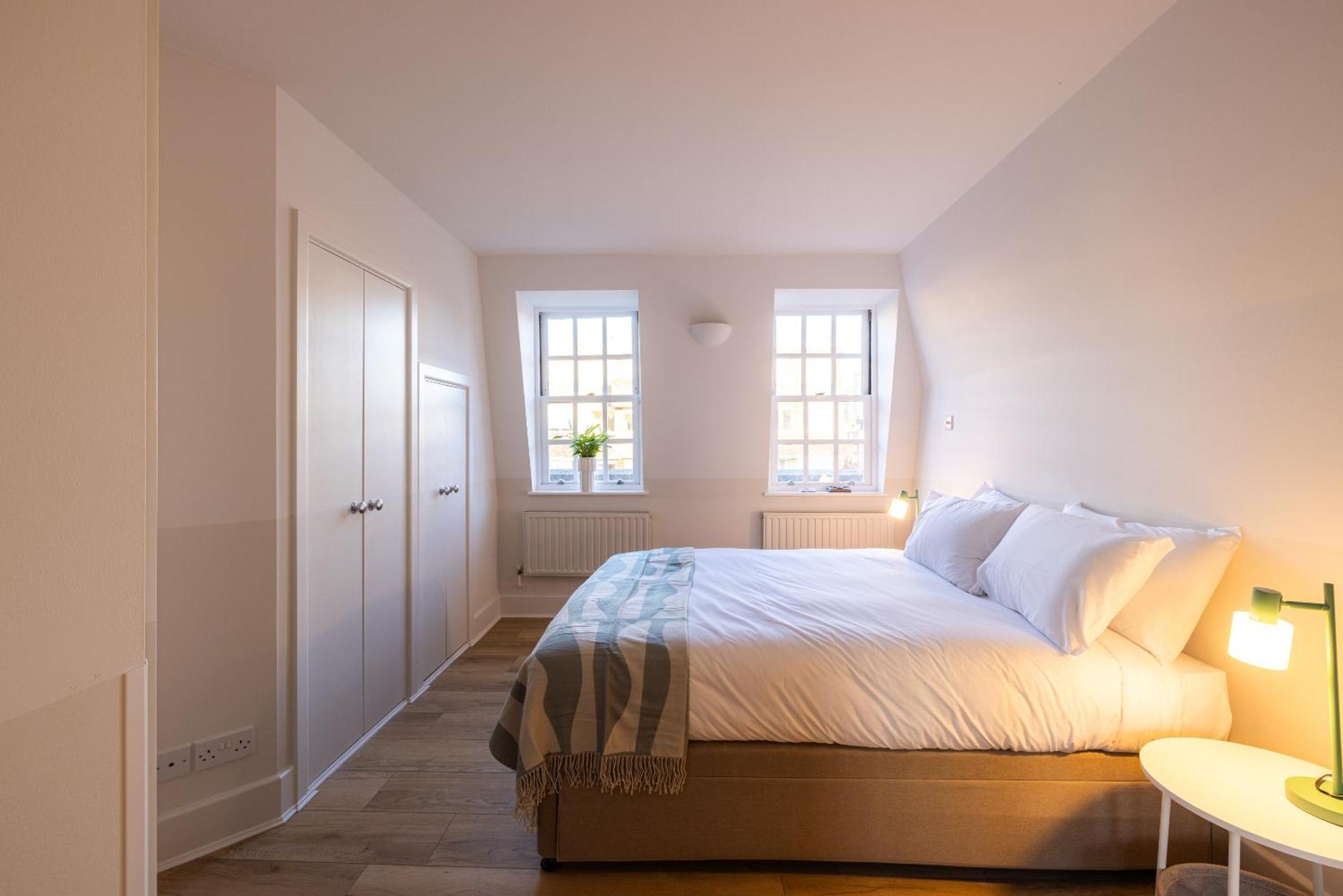 The Regency - Serviced Apartment London