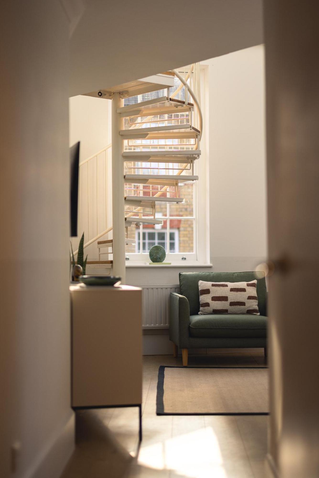 The Regency - Serviced Apartment London