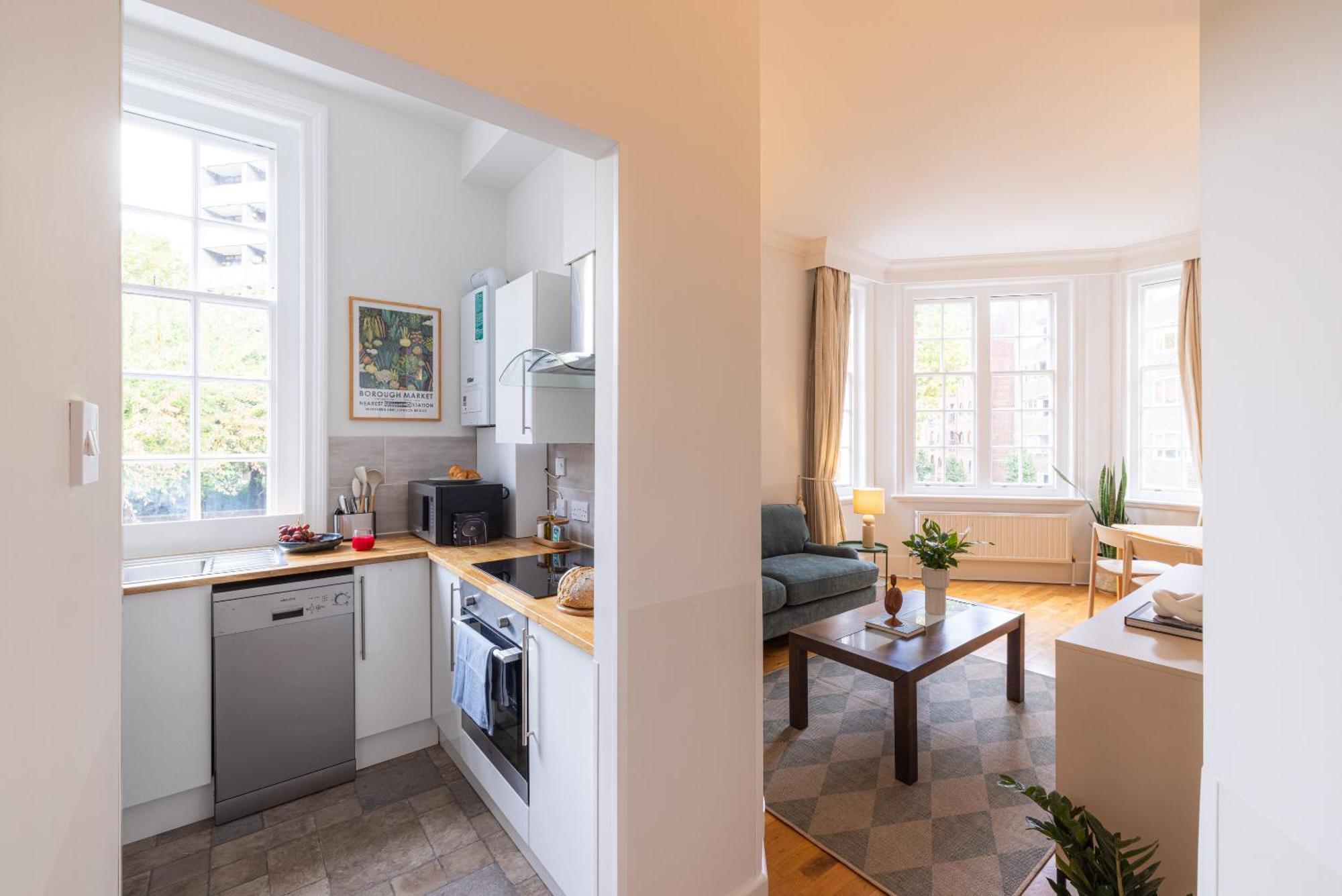 The Regency - Serviced Apartment