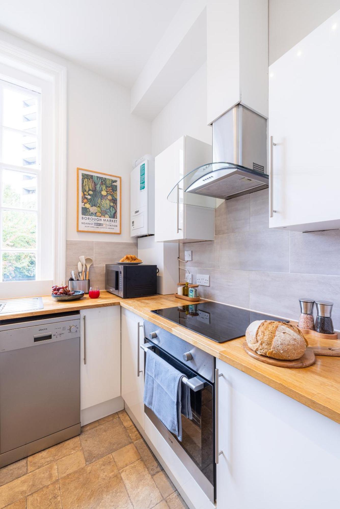 The Regency - Serviced Apartment *