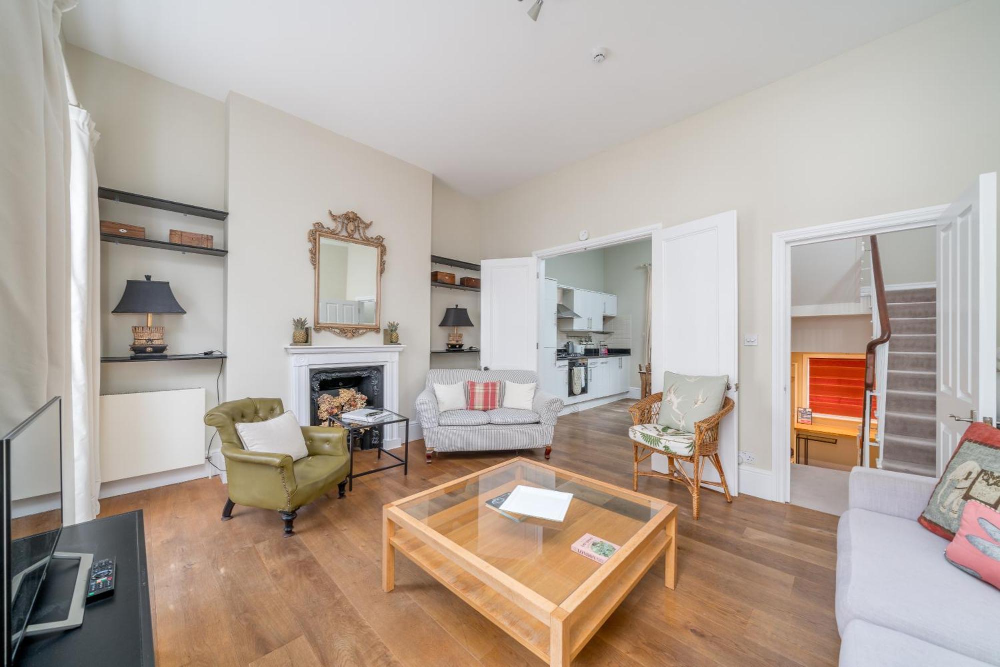 Apartment Spacious Flat Near Victoria And Warwick Square London