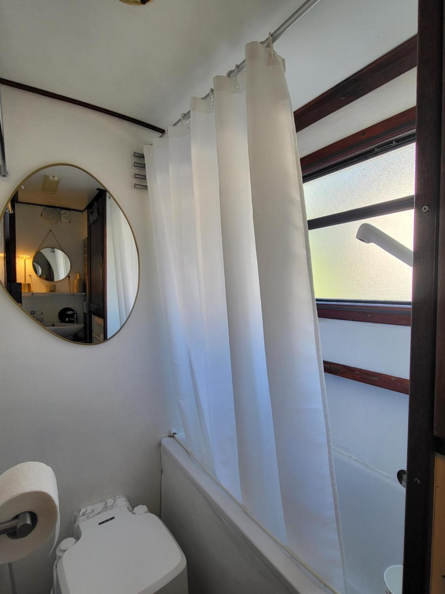 Comfy Canal Boat In Little Venice For Family & Friends *