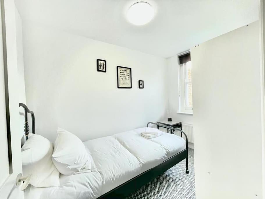 Amazing Spacious 2 Bed