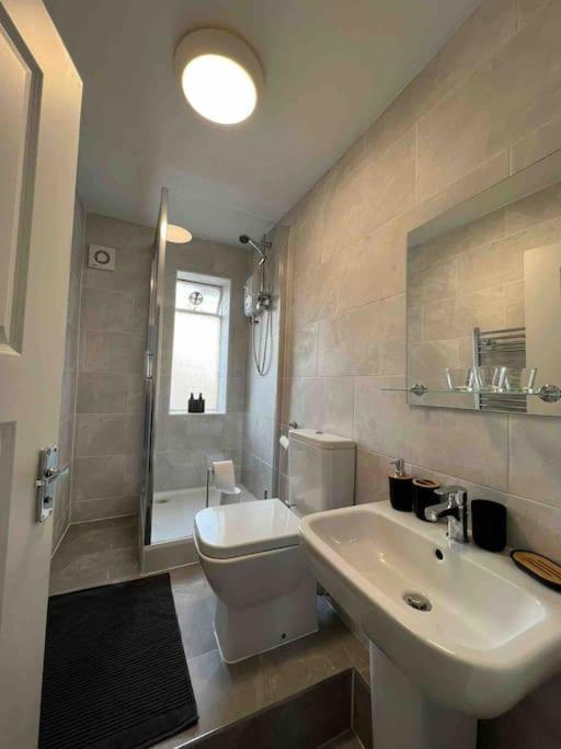 Explore From The Heart Of Soho Apartamento *