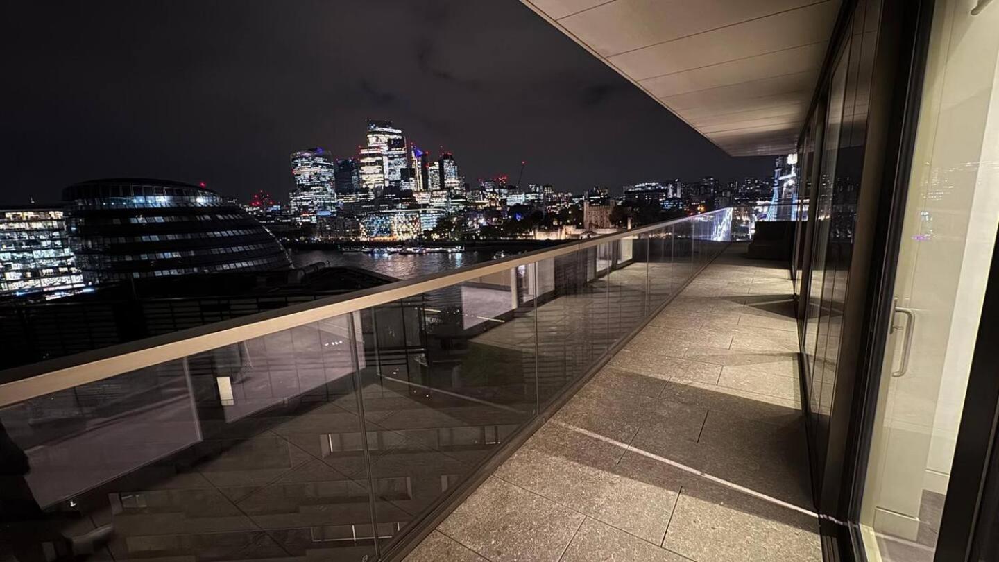 Super Large Nice Direct Views Tower Bridge Appartement
