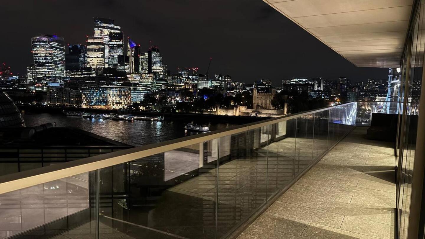 Super Large Nice Direct Views Tower Bridge
