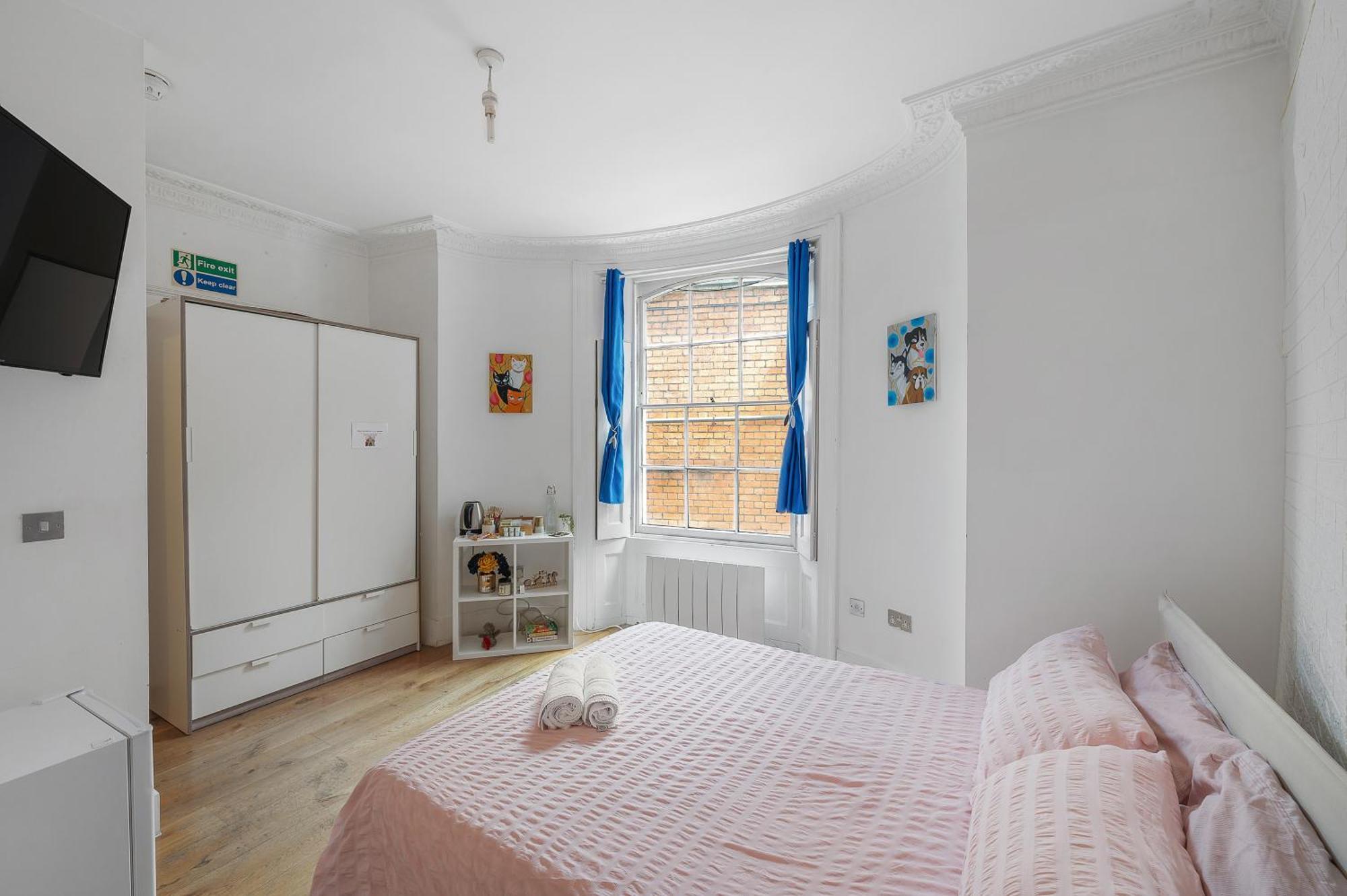 Flat Offers Superb Transport Connections Londres