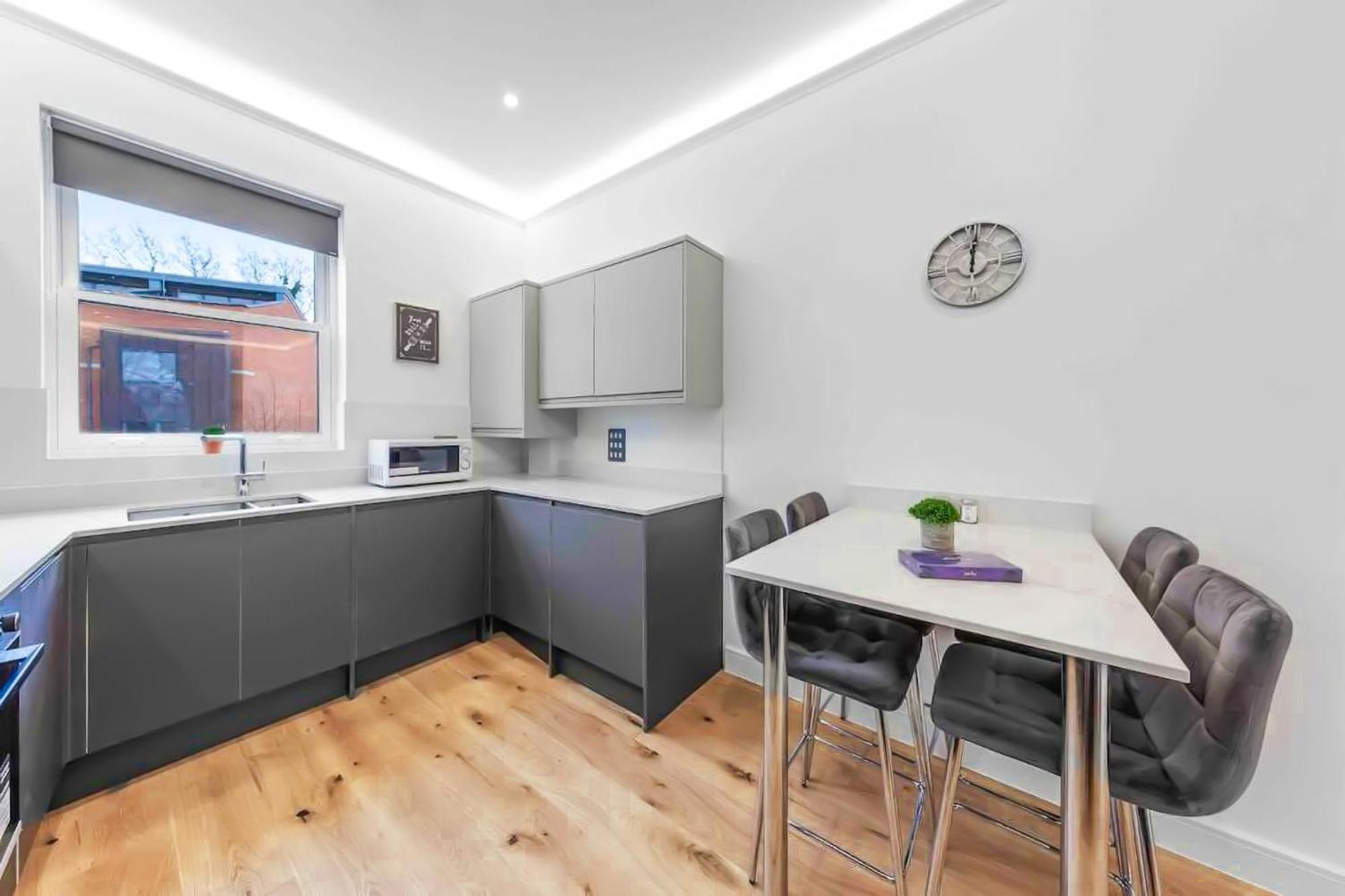 Appartement 2br Flat For 6 In Central Lr2 *