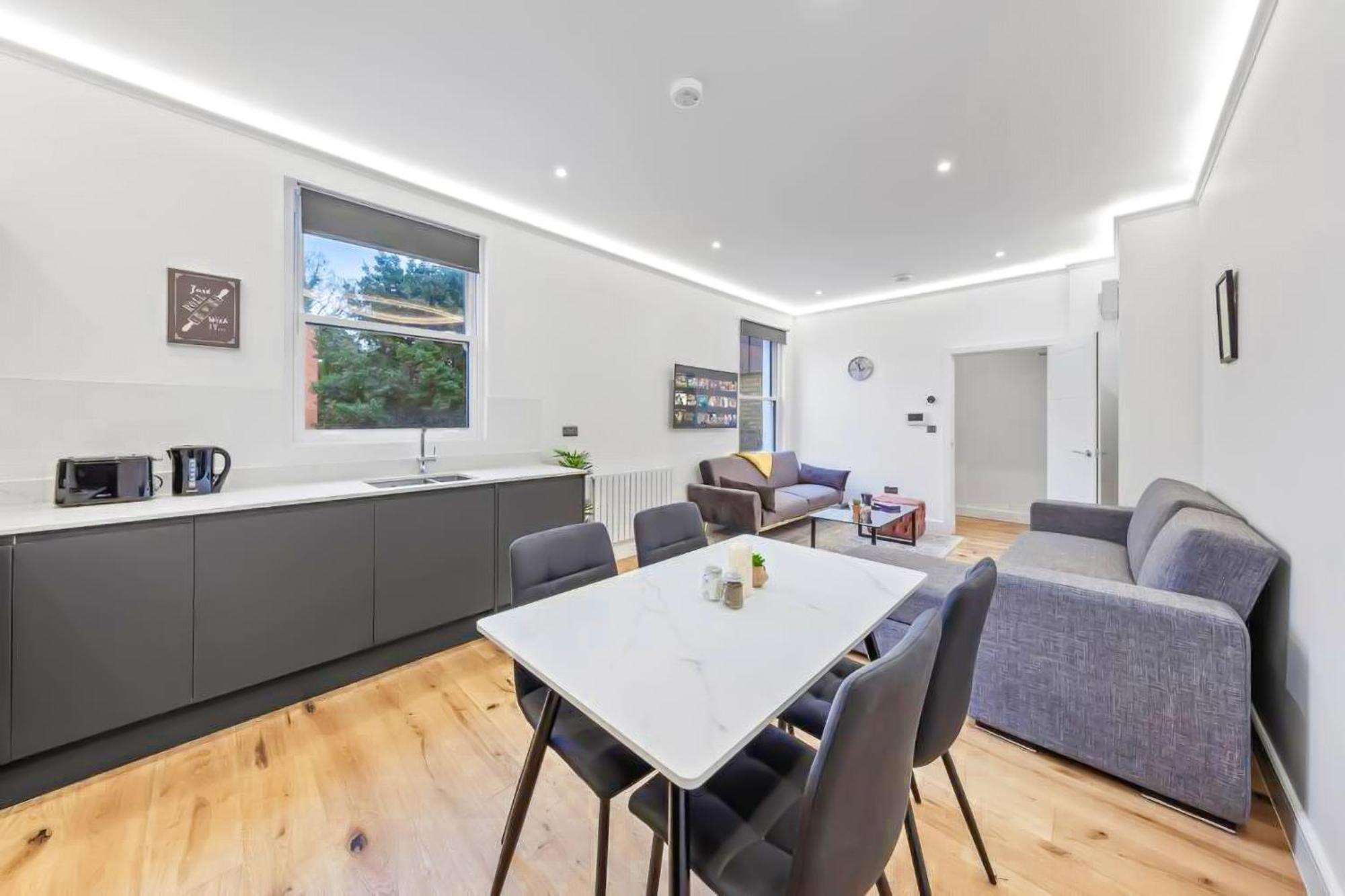 Brand New Near Bridge Lr1 Appartement *