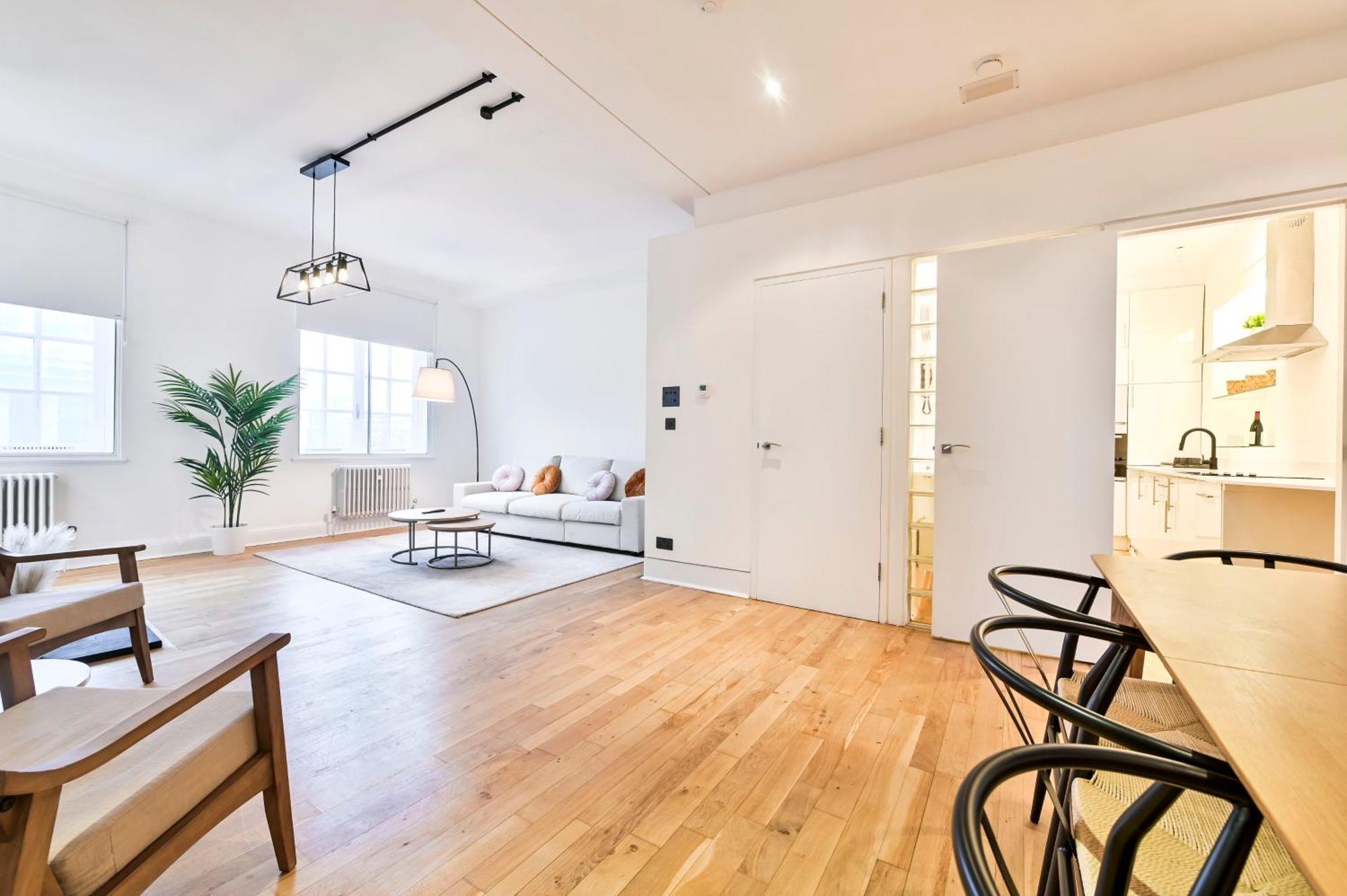 Wonderful Fitzrovia 3 Bed *