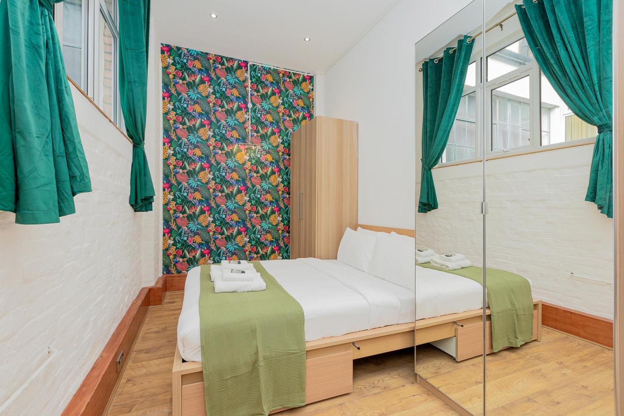 Appartement 3br 3lvl Flat In Camden, 5 Mins Camden Town Tube *