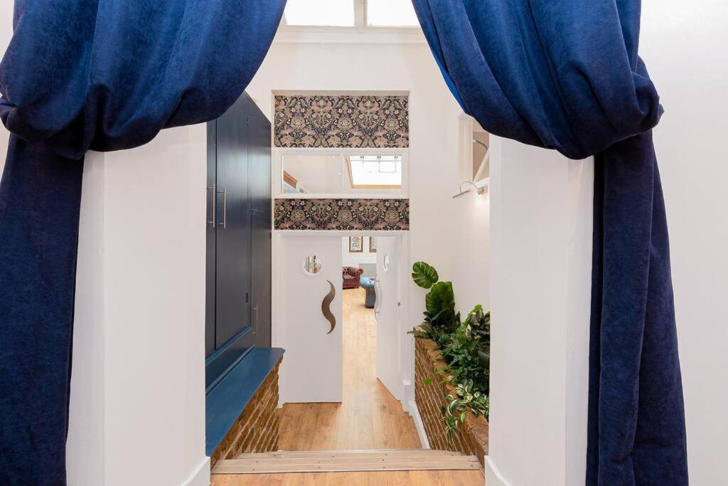 Appartement 3br 3lvl Flat In Camden, 5 Mins Camden Town Tube *