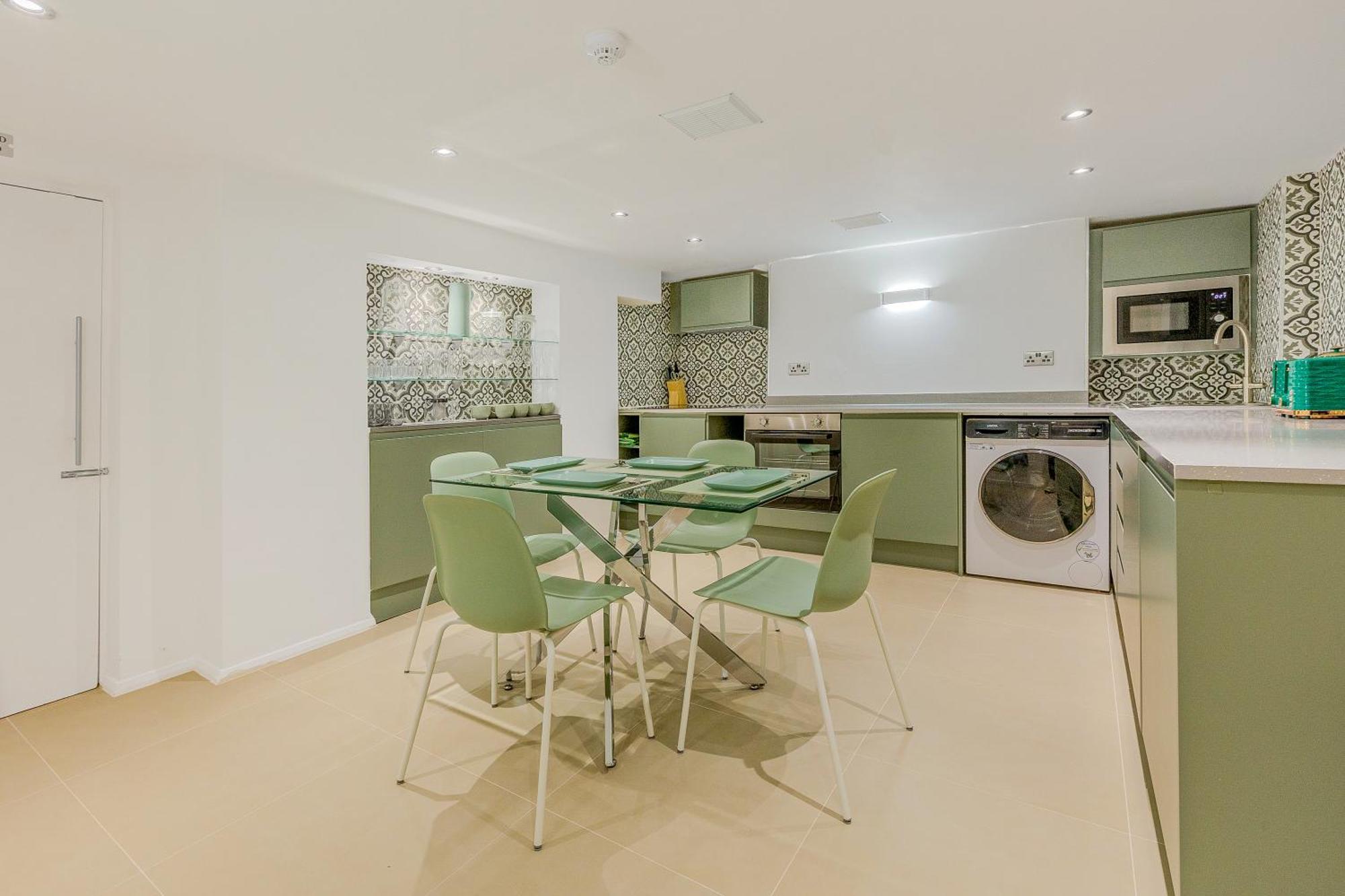 3br 3lvl Flat In Camden, 5 Mins Camden Town Tube Londres