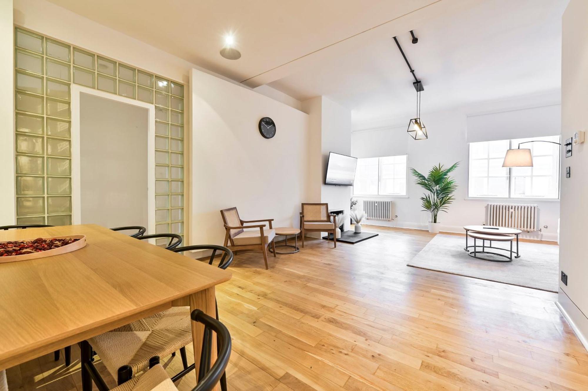 Wonderful Fitzrovia 3 Bed *