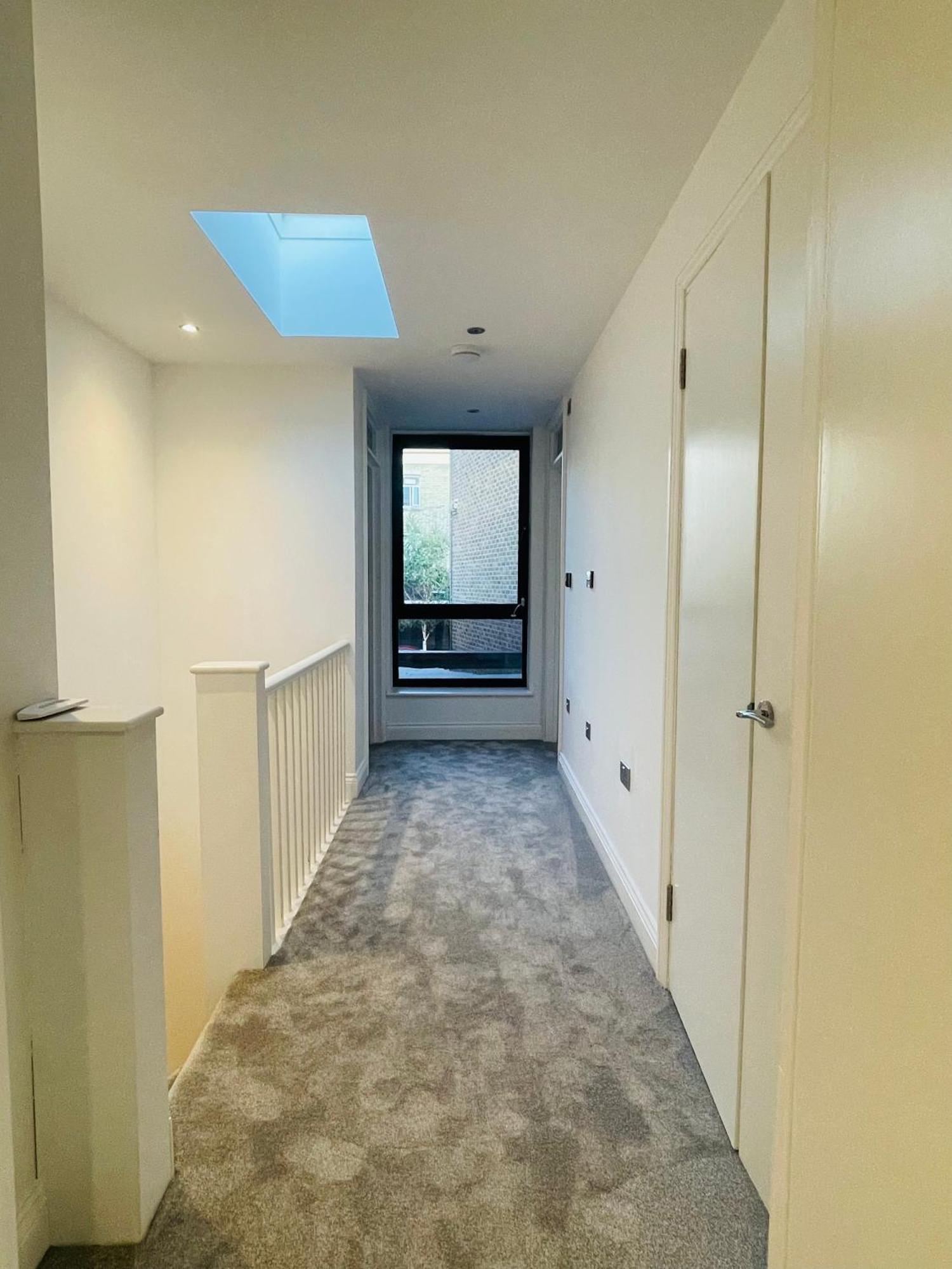 Apartamento Fully Furnished Duplex In Askew Road *