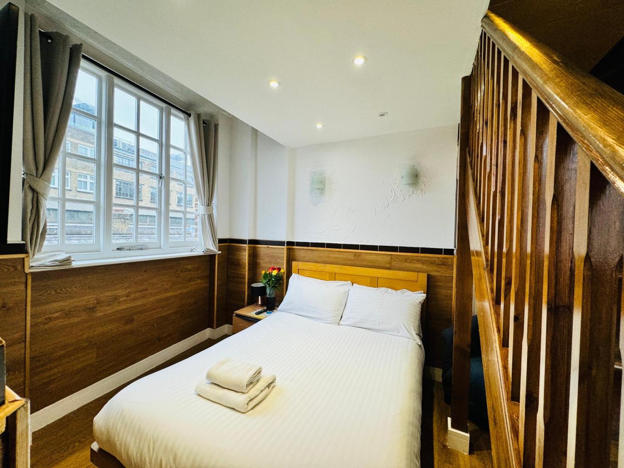 Berkley Apart-hotel *