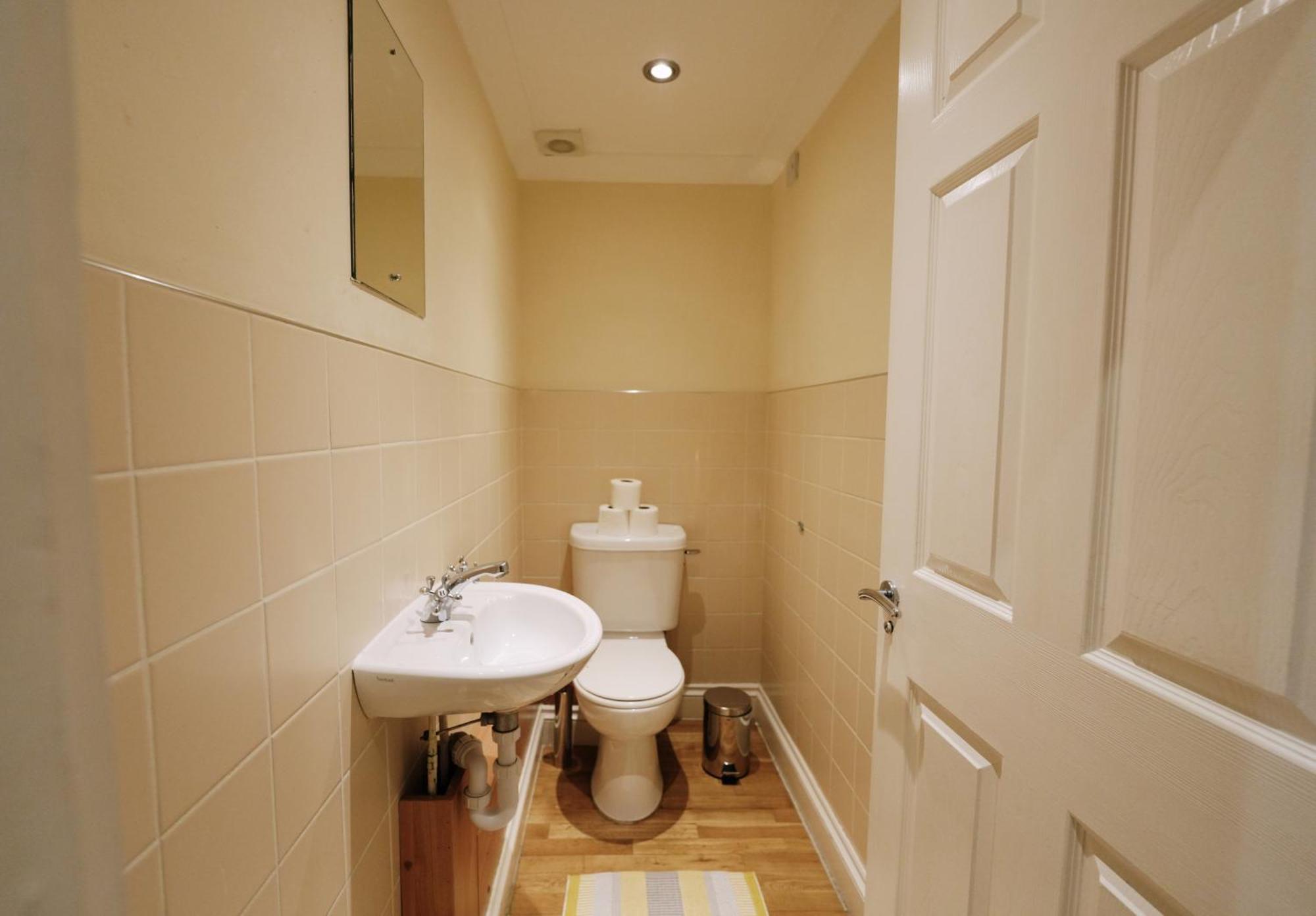 The Chic Townhouse In Kings Cross!!! 3 Floors Apartment