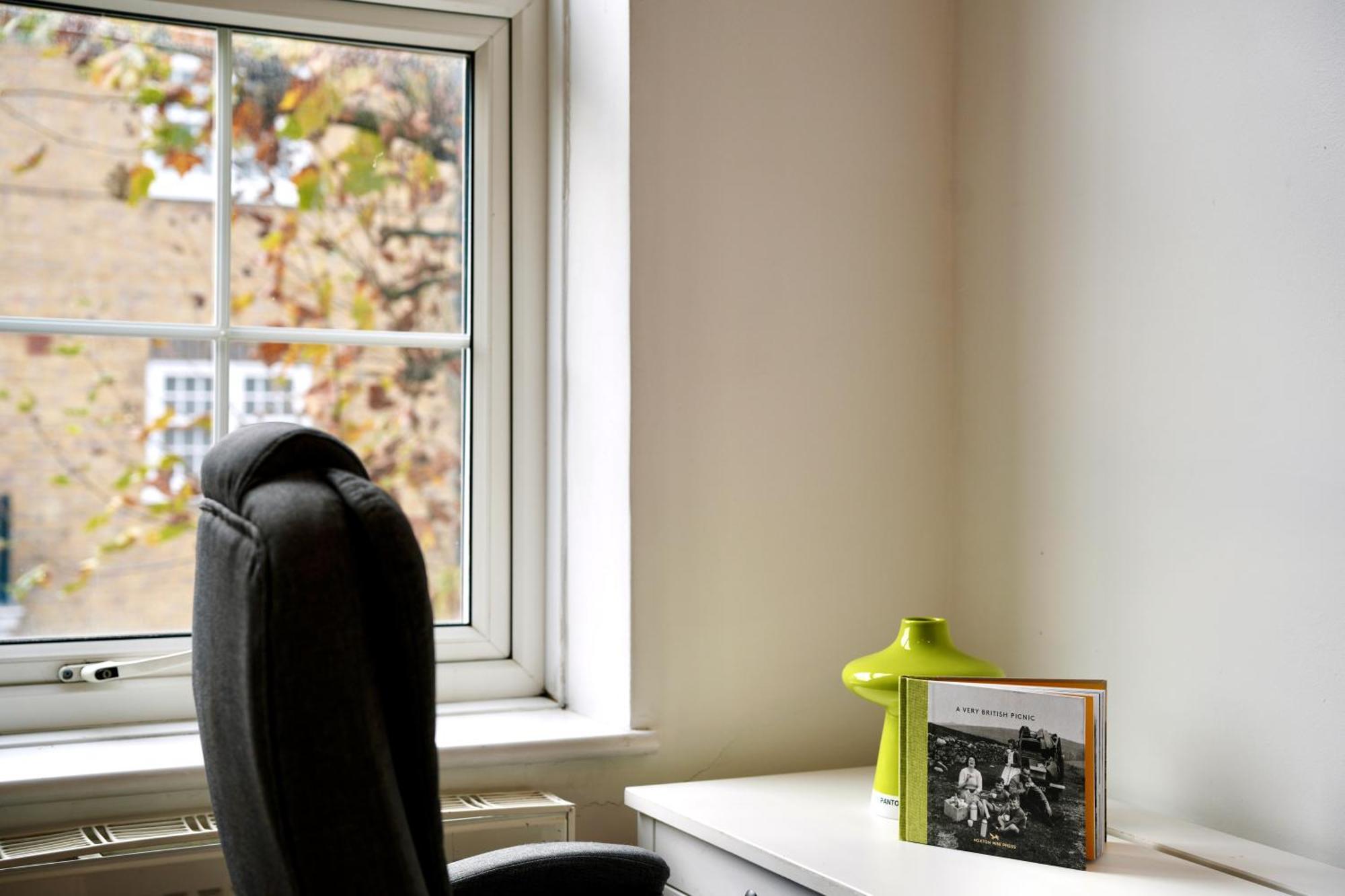 The Chic Townhouse In Kings Cross!!! 3 Floors * London