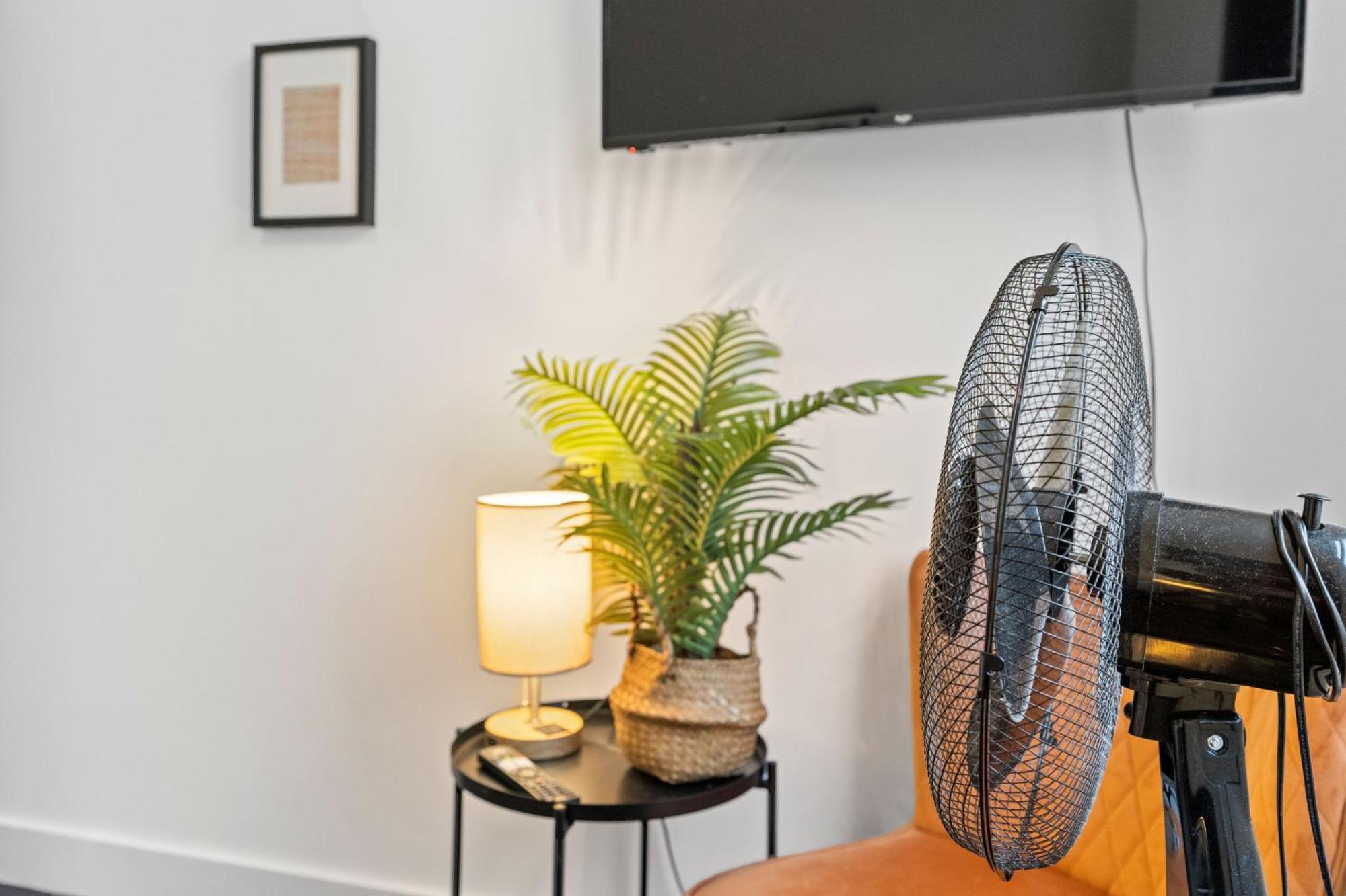 Apartment Livestay Affordable One Bedroom & Studio In India Docks E14