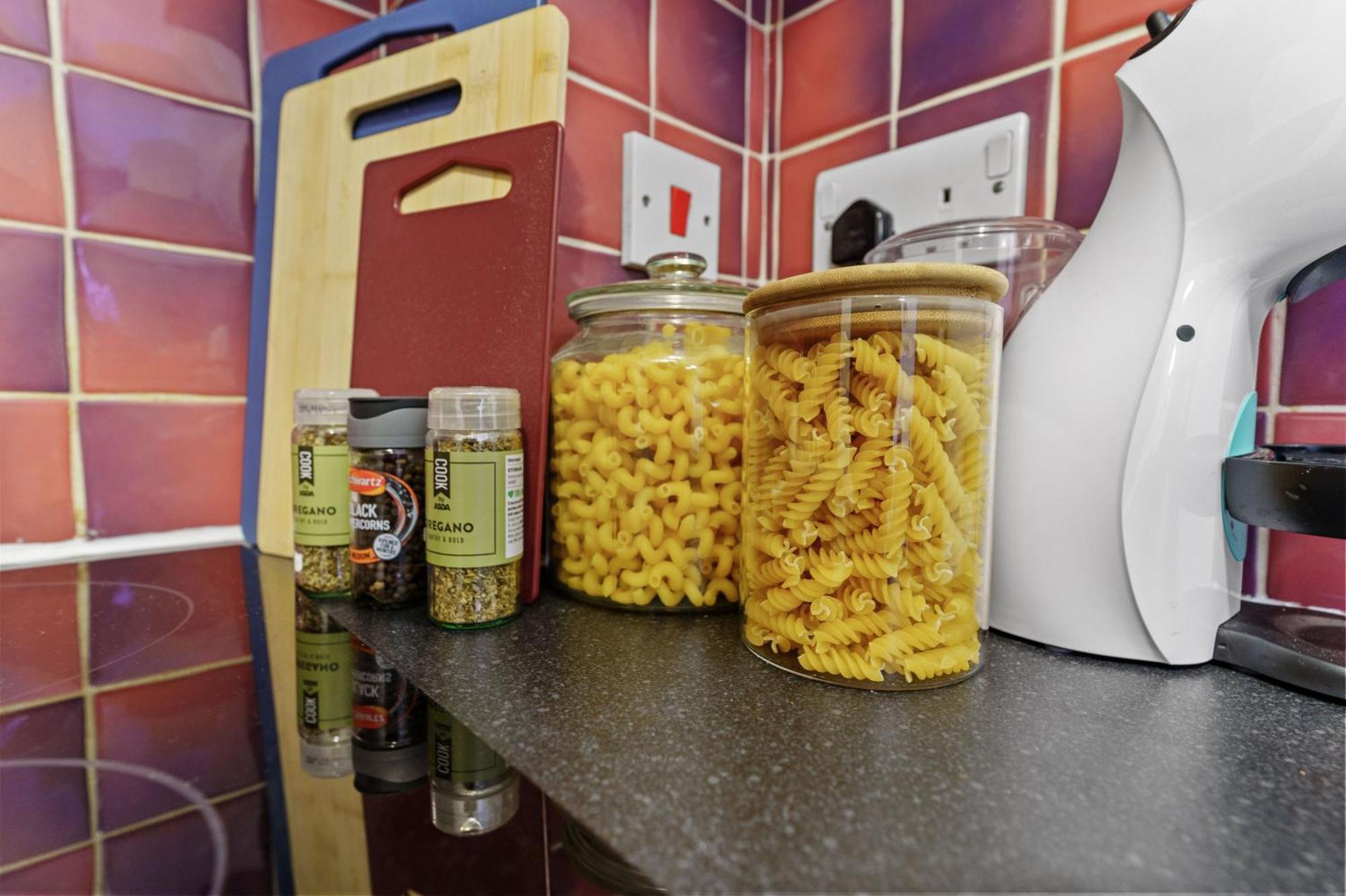 Livestay Affordable One Bedroom & Studio In India Docks E14 Apartment