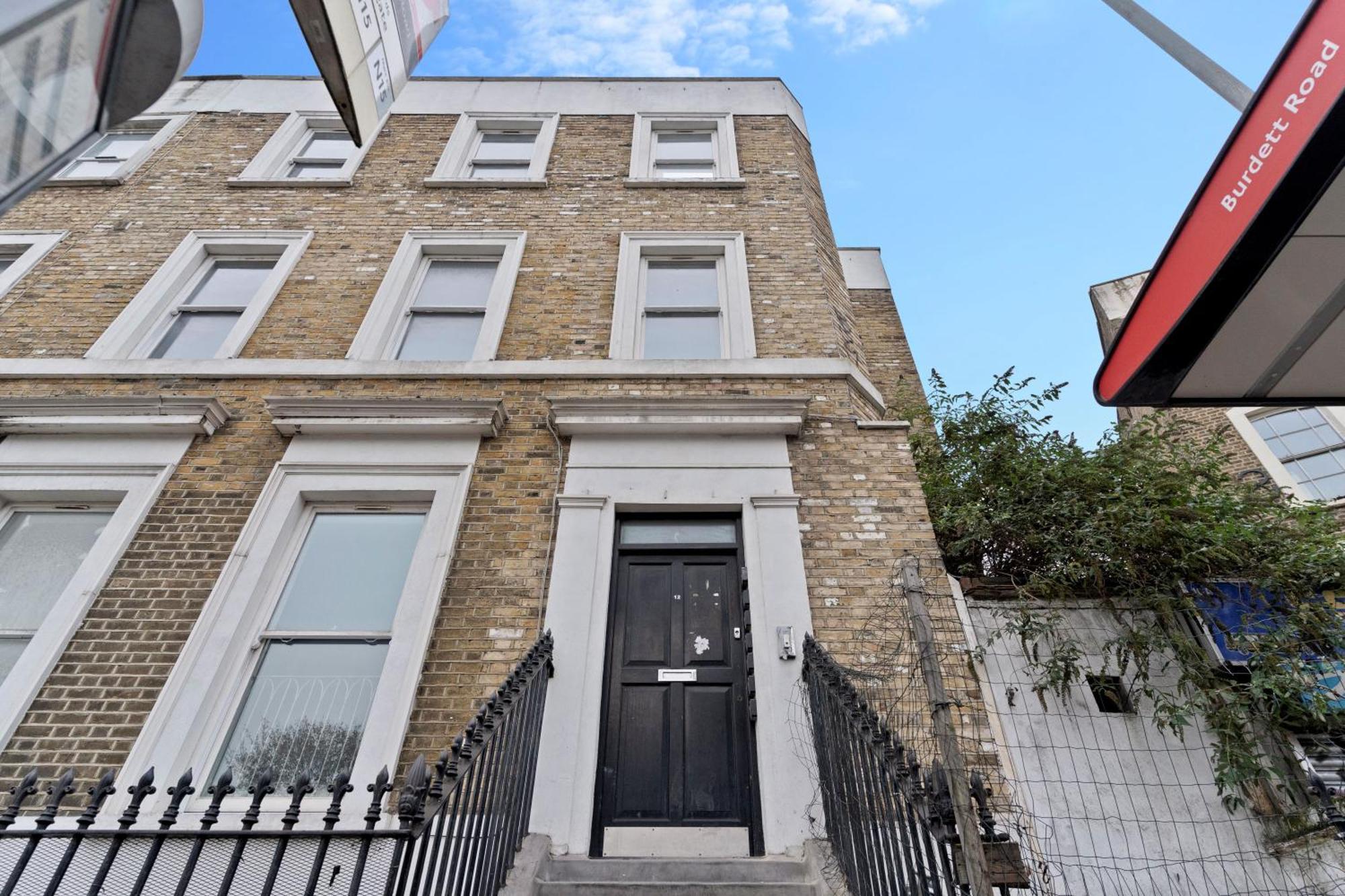 Apartment Livestay Affordable One Bedroom & Studio In India Docks E14 London