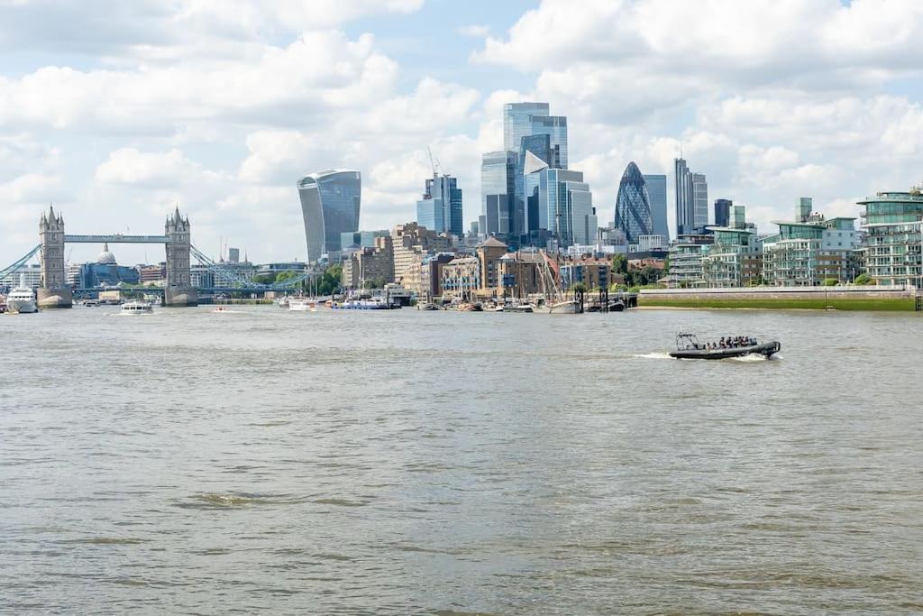 Quaint Near Tower-london Bridge And Big Ben Appartement Londres