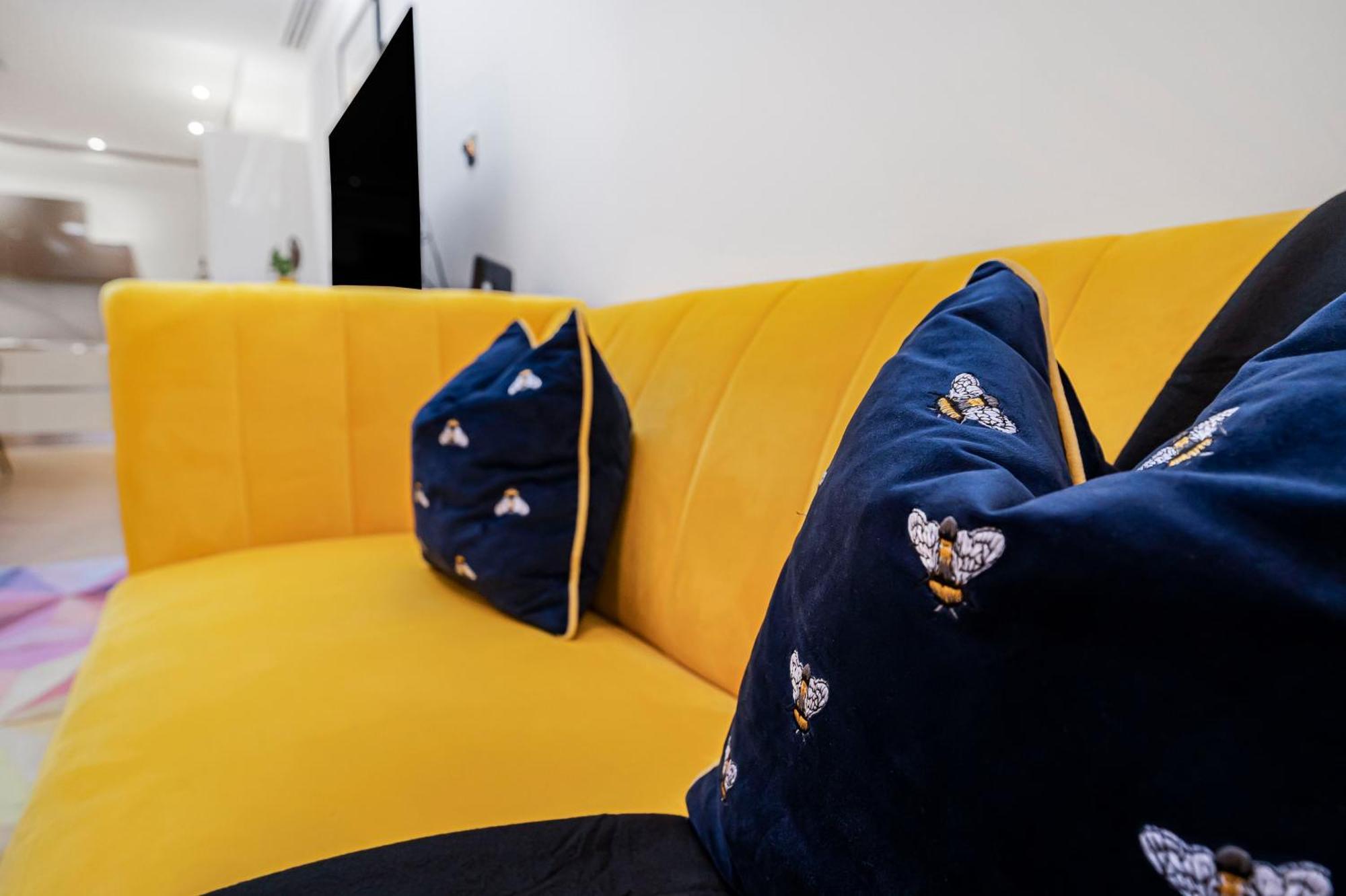 Stylish Modern By Livestay Short Lets & Serviced Nw6 Apartamento Londres