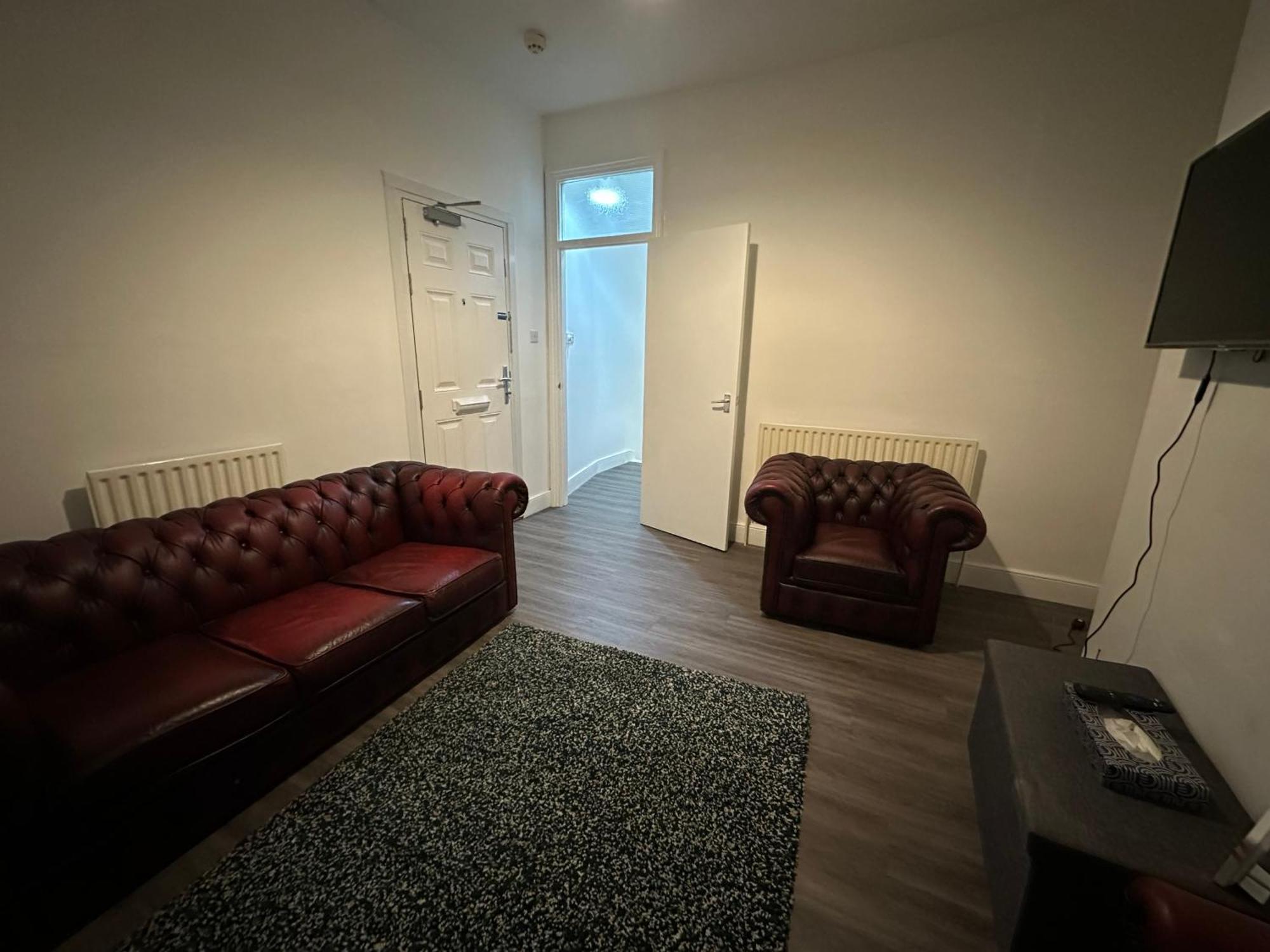 Affordable Comfort In Surrey Quays Appartement *