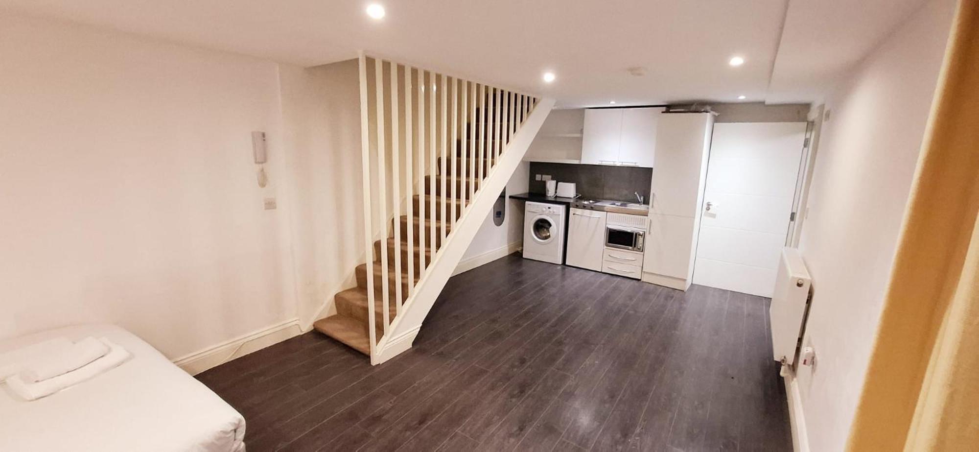 Earls Court Flats Selection *