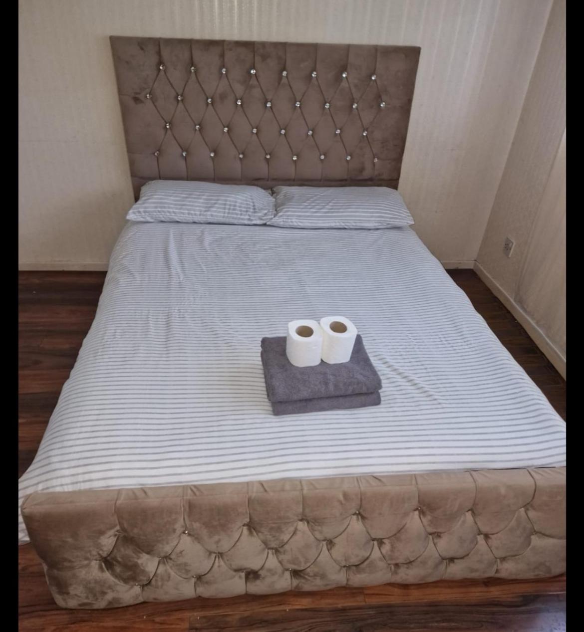 Honor Oak Guest house *