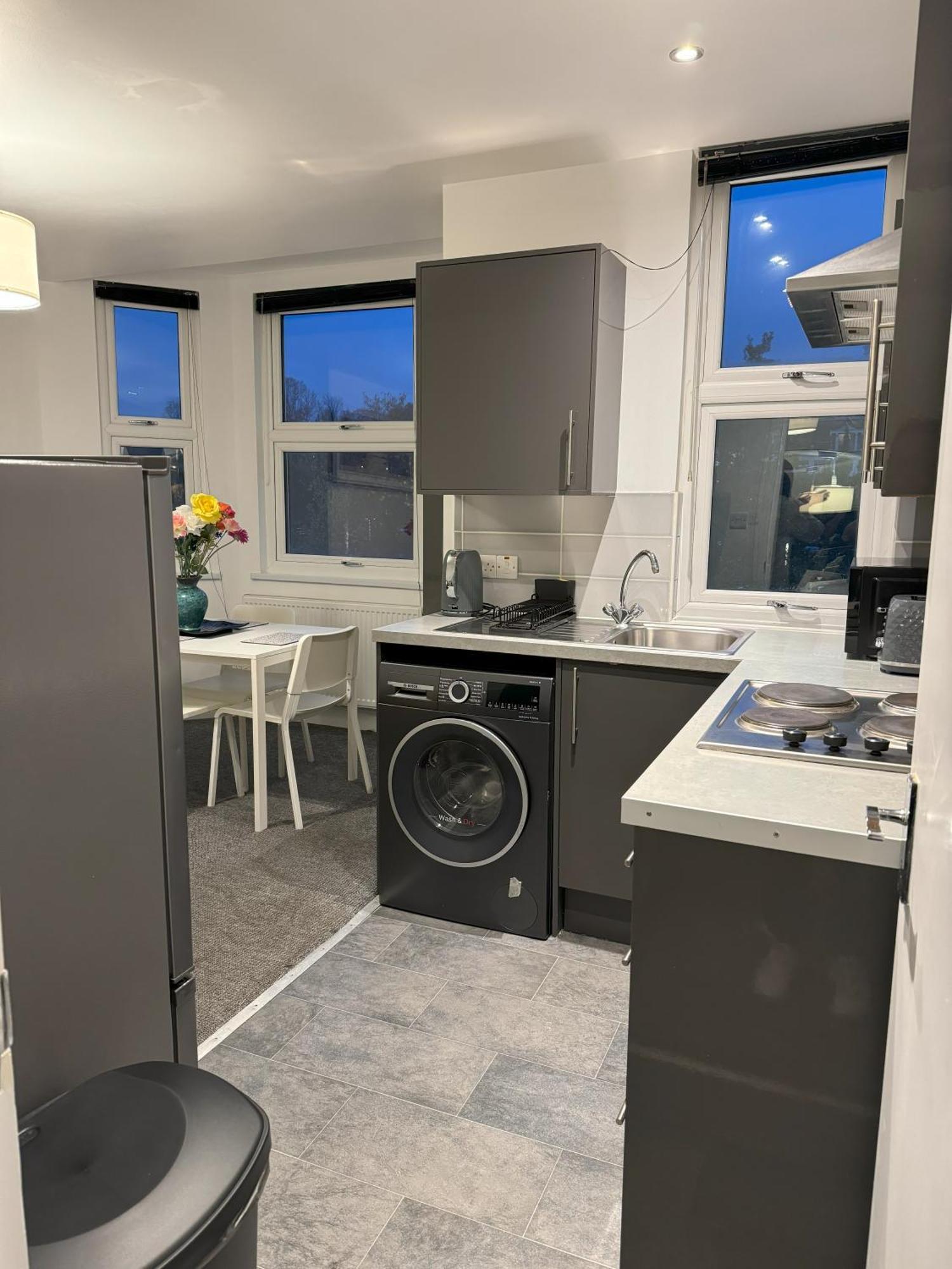 Appartement Near Alexandra Palace, *