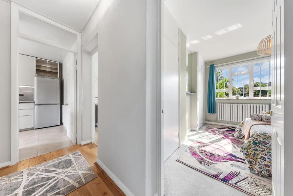 Modern Spacious 1 Bedroom Flat In Hampstead Appartement *