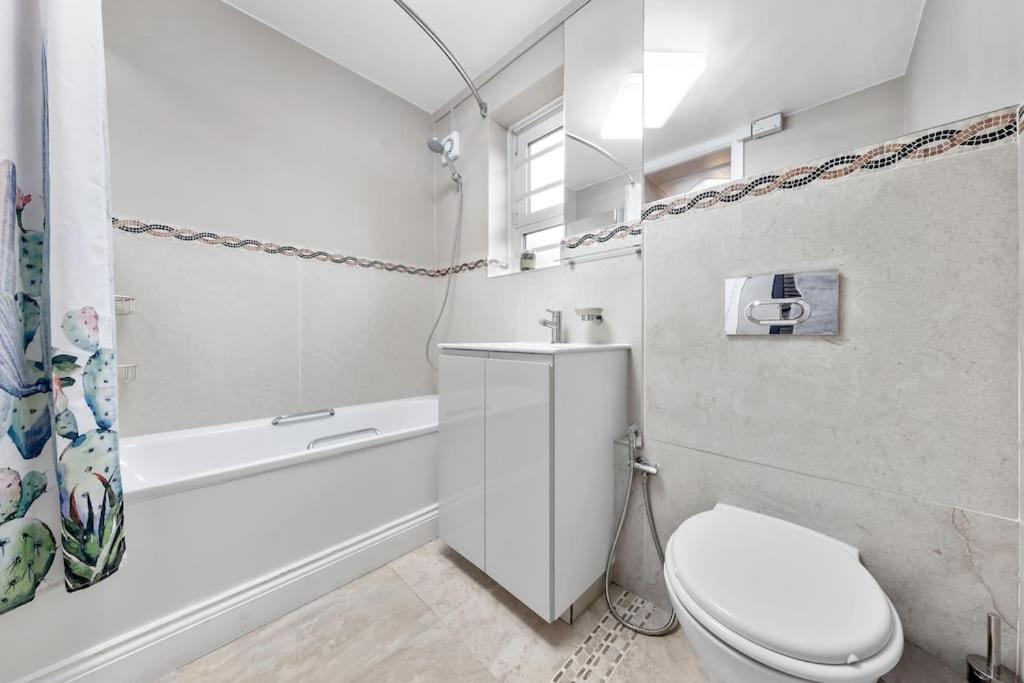 Modern Spacious 1 Bedroom Flat In Hampstead Appartement Londres