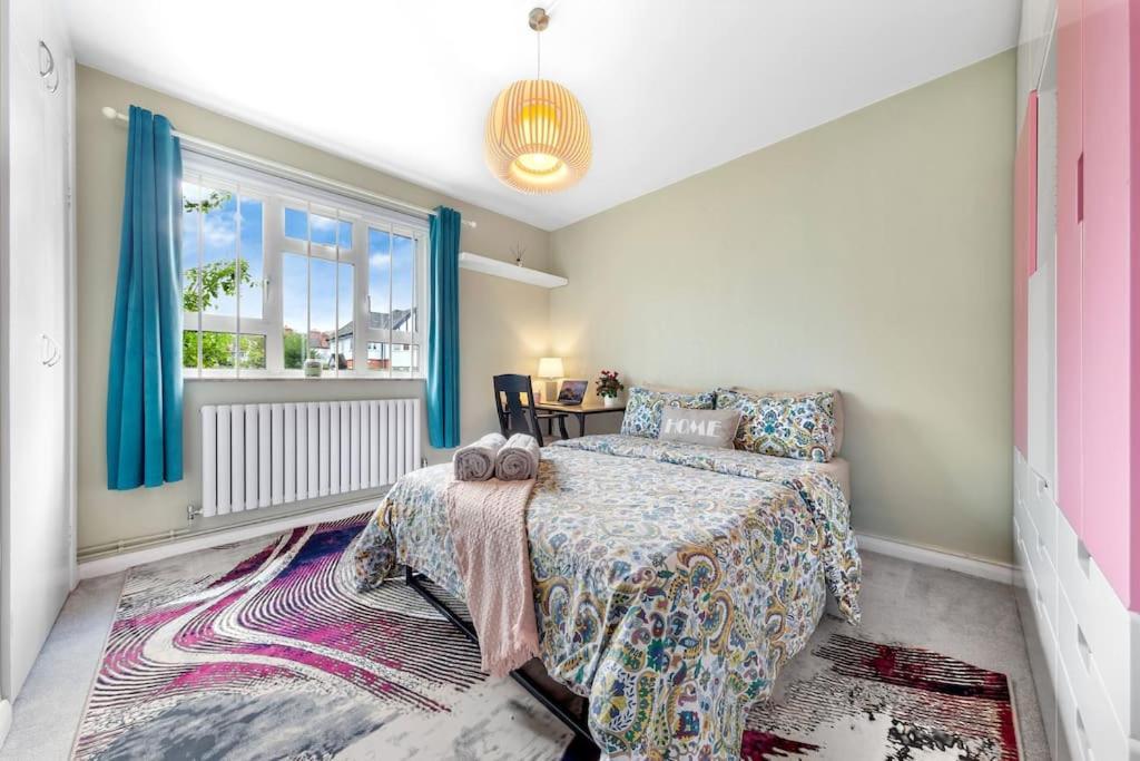 Modern Spacious 1 Bedroom Flat In Hampstead Appartement *