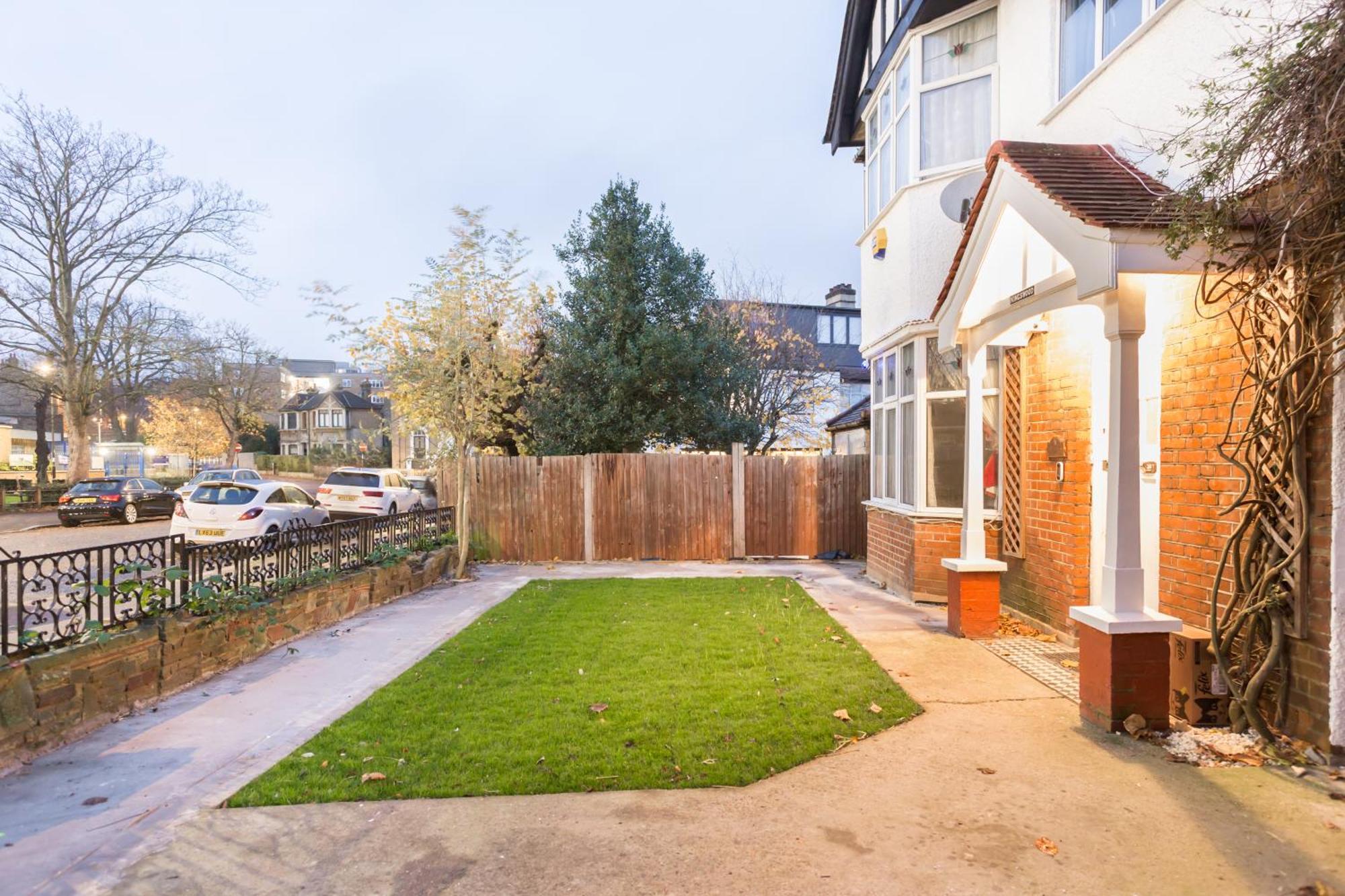 Kingswood * Londres