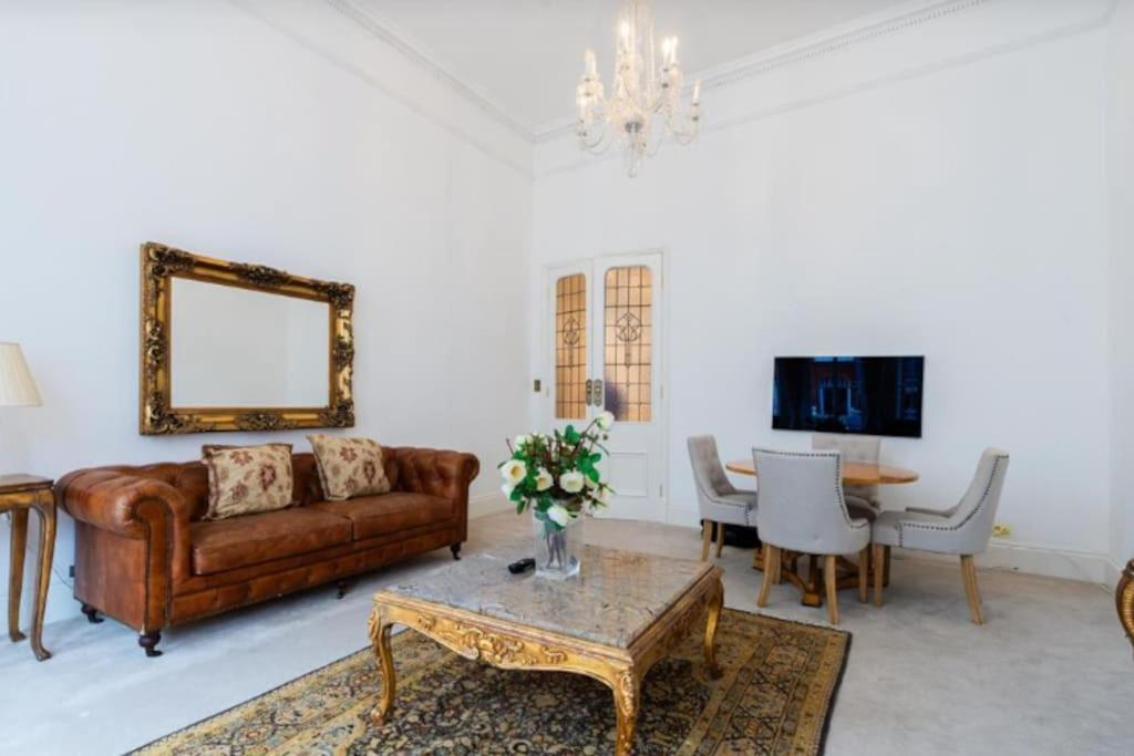 Appartement Pont Street By Capital Londres