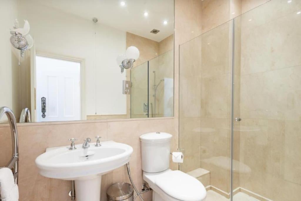 Pont Street By Capital Appartement *