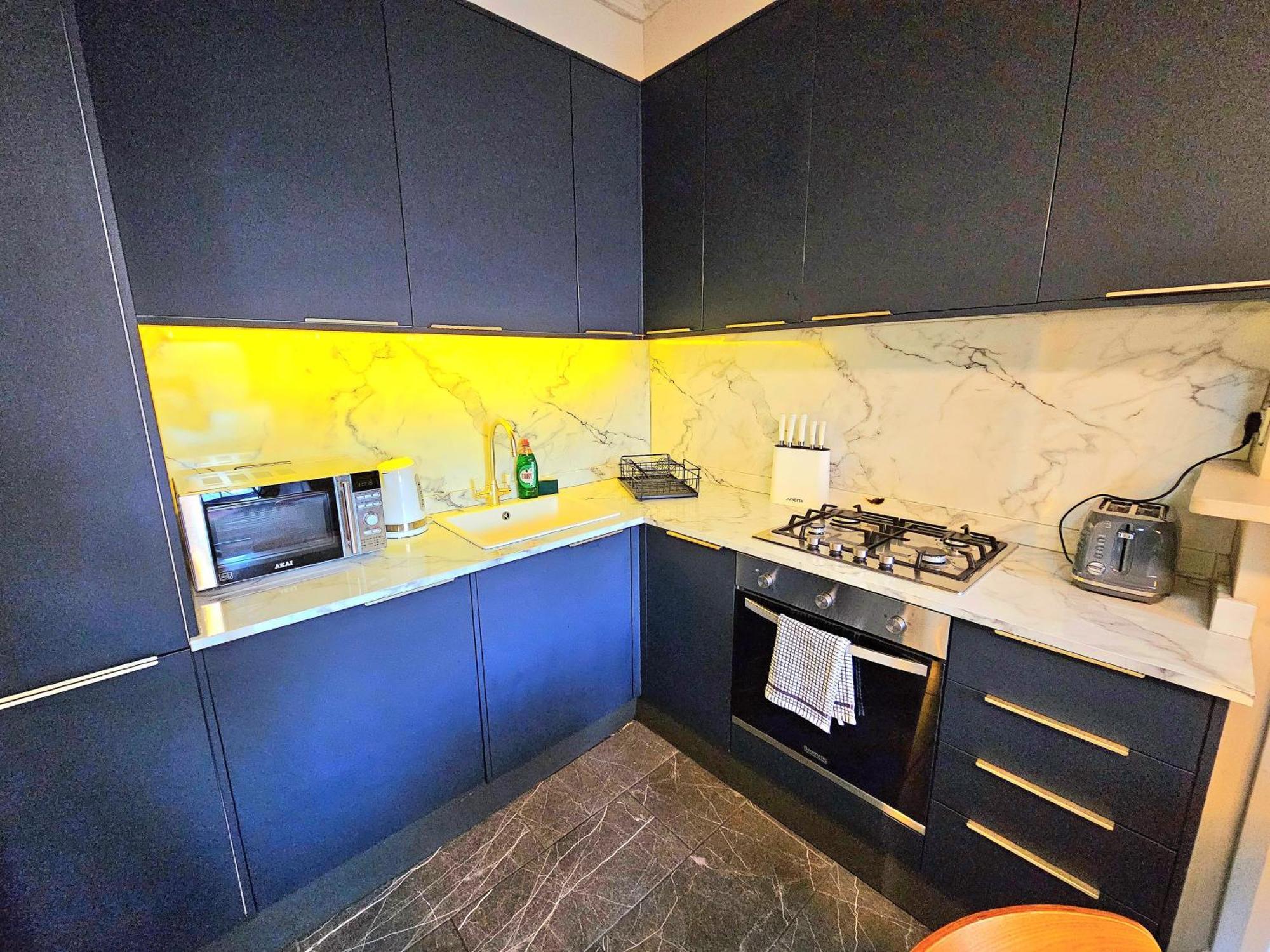 Stylish & Cosy Hyde Park By Tube Metro Stations With Elevator - Lift Appartement Londen